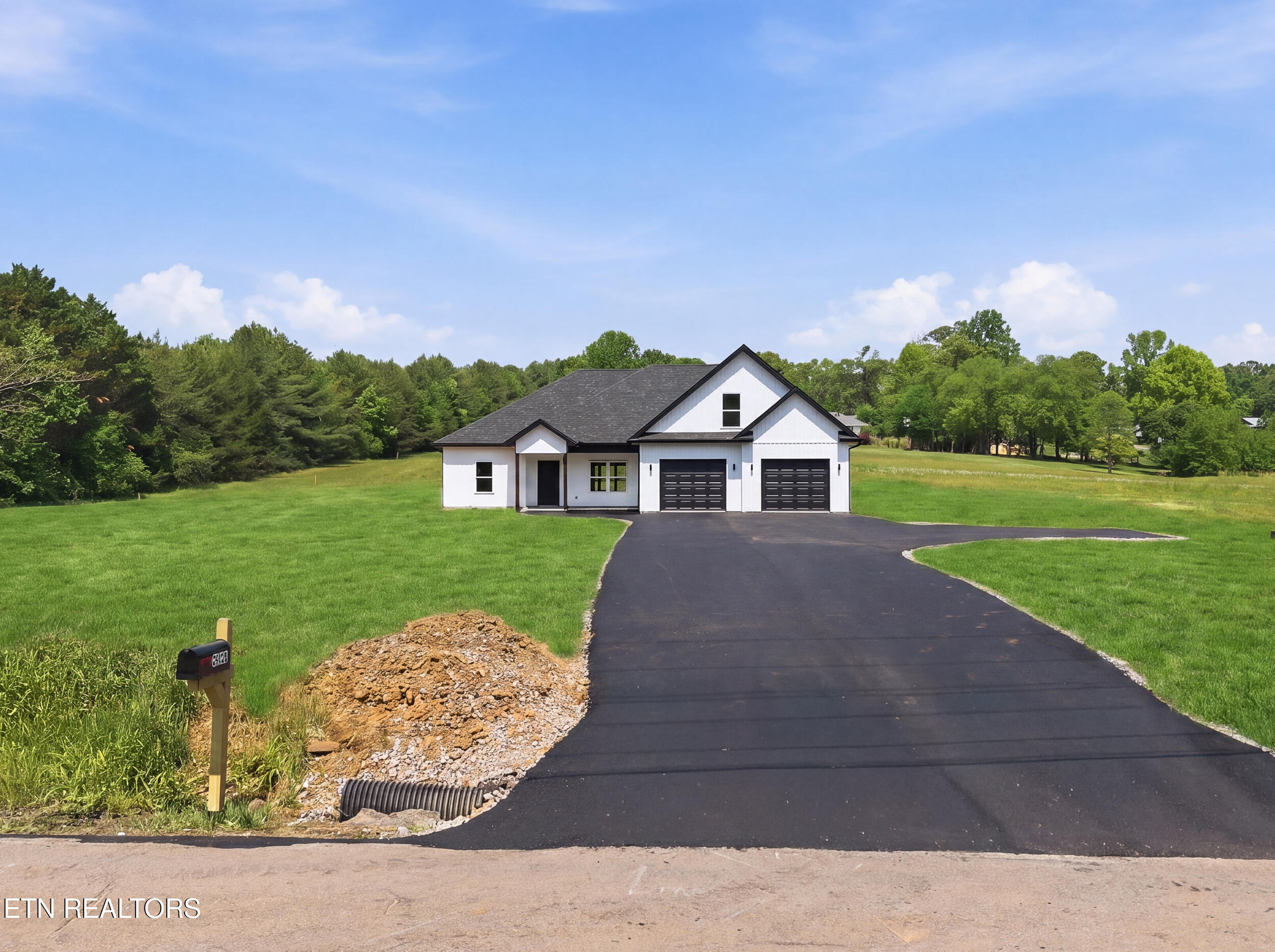 3646 Miser Station Road Louisville TN 37777