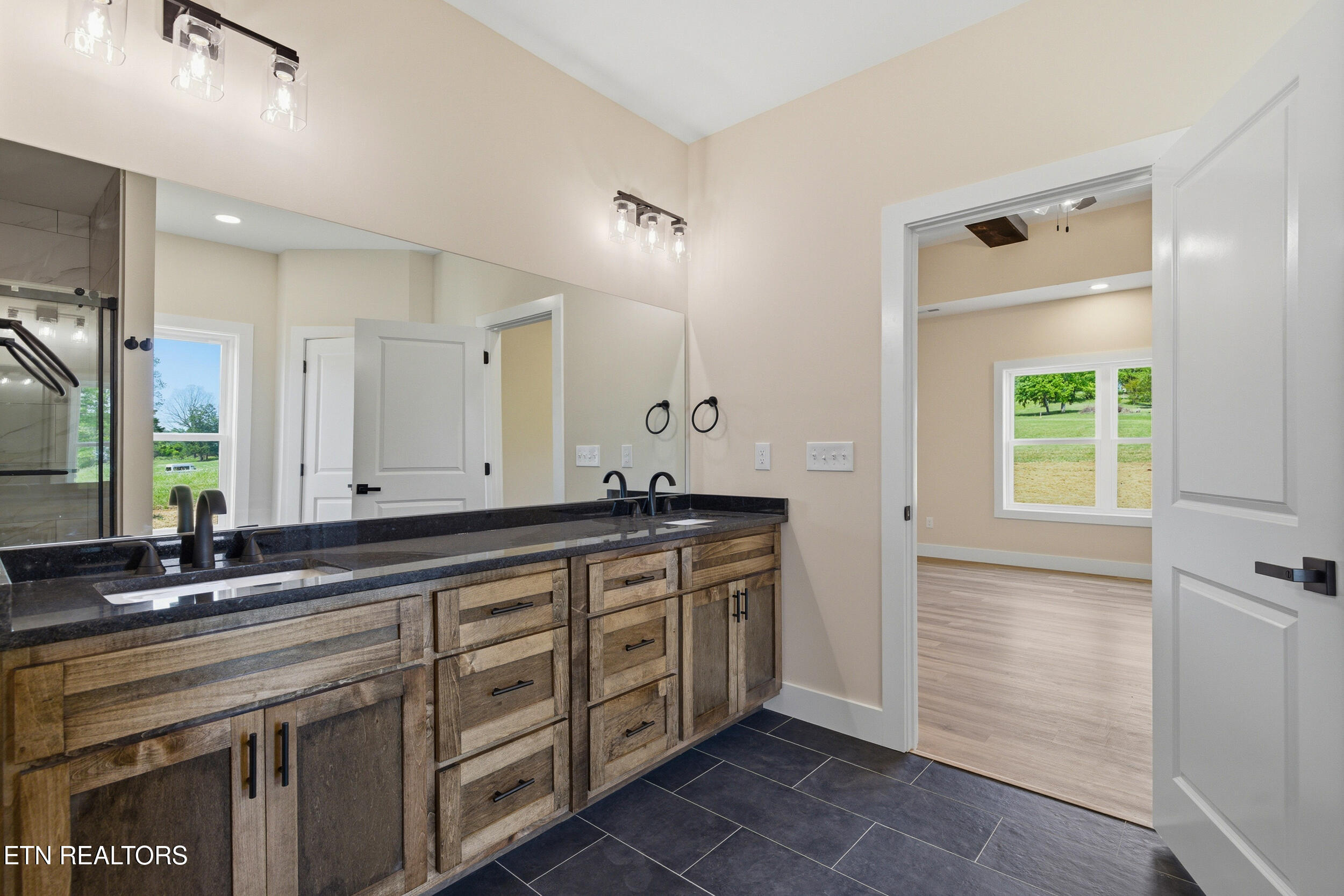 3646 Miser Station Road Louisville TN 37777