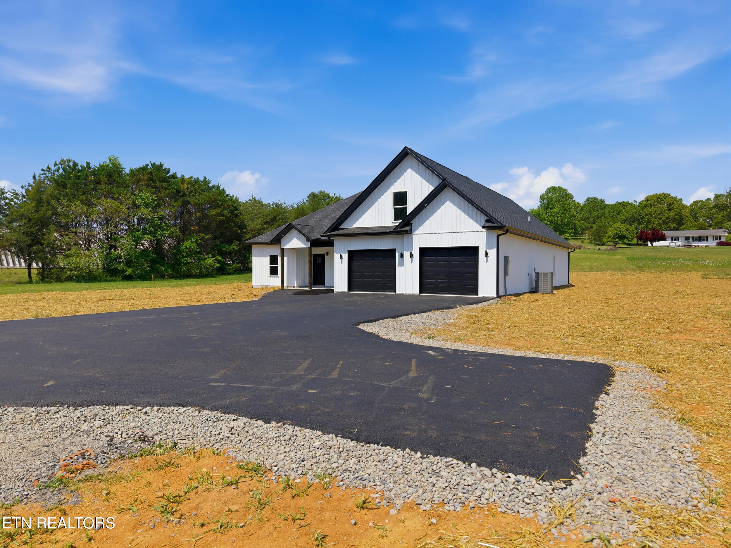 3646 Miser Station Road Louisville TN 37777