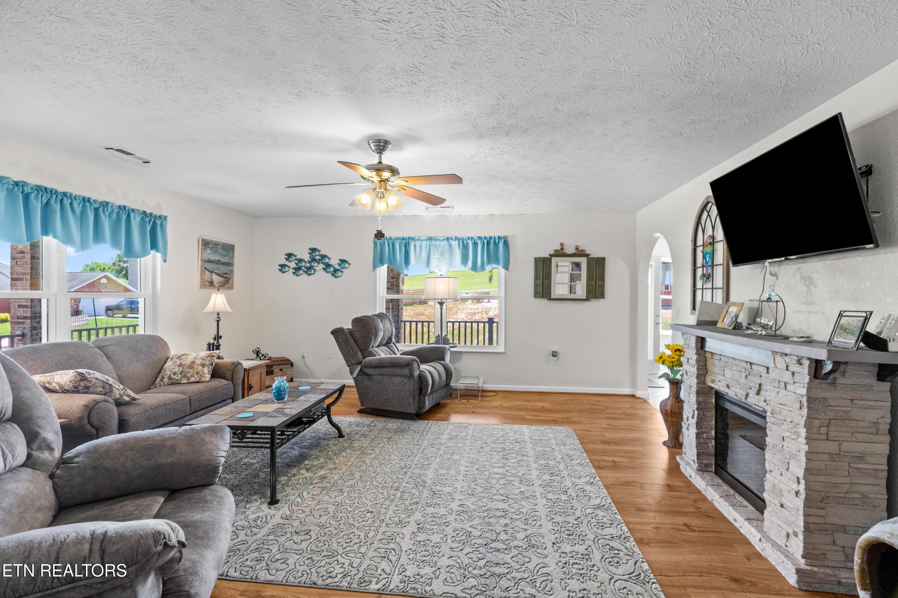 650 Southview Circle Kodak TN 37764