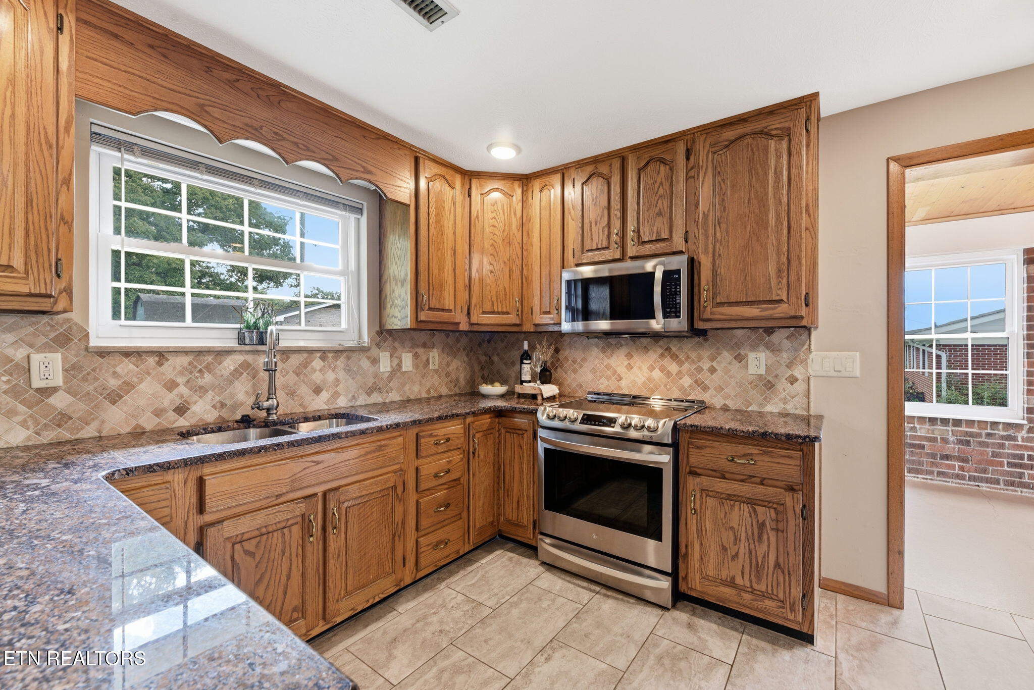 7205 Majestic Lane Knoxville TN 37918