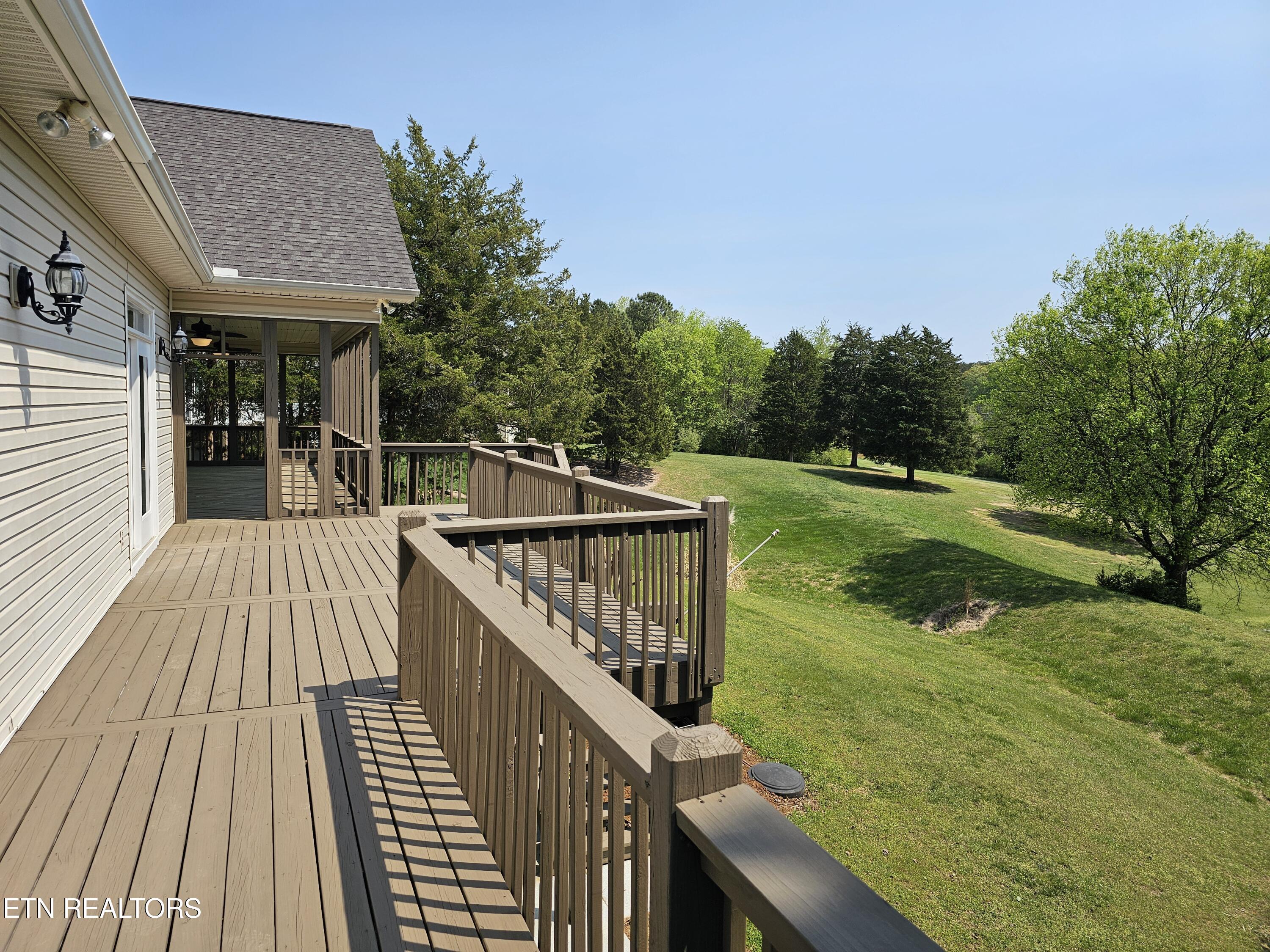 103 Huron Place Loudon TN 37774