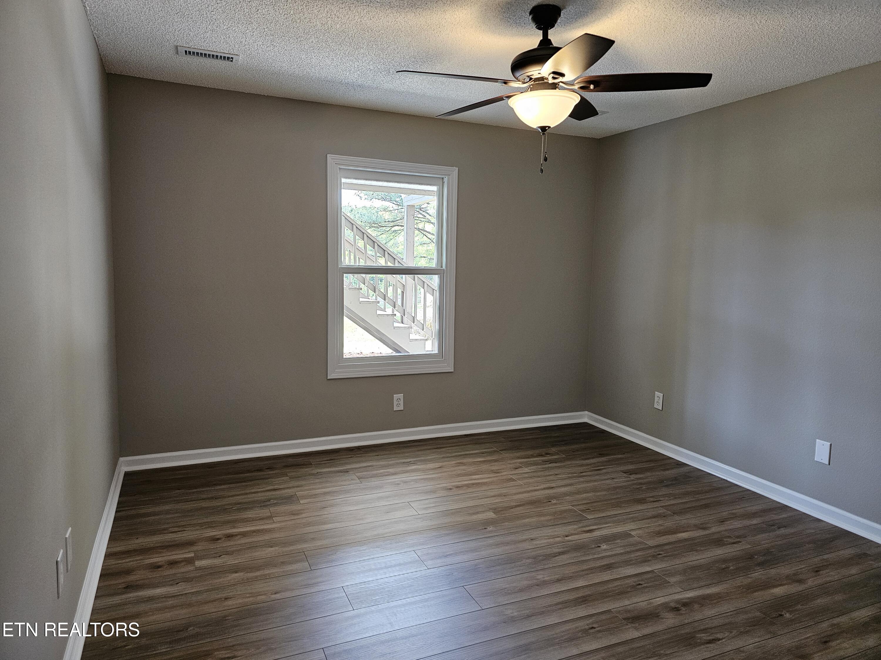 103 Huron Place Loudon TN 37774