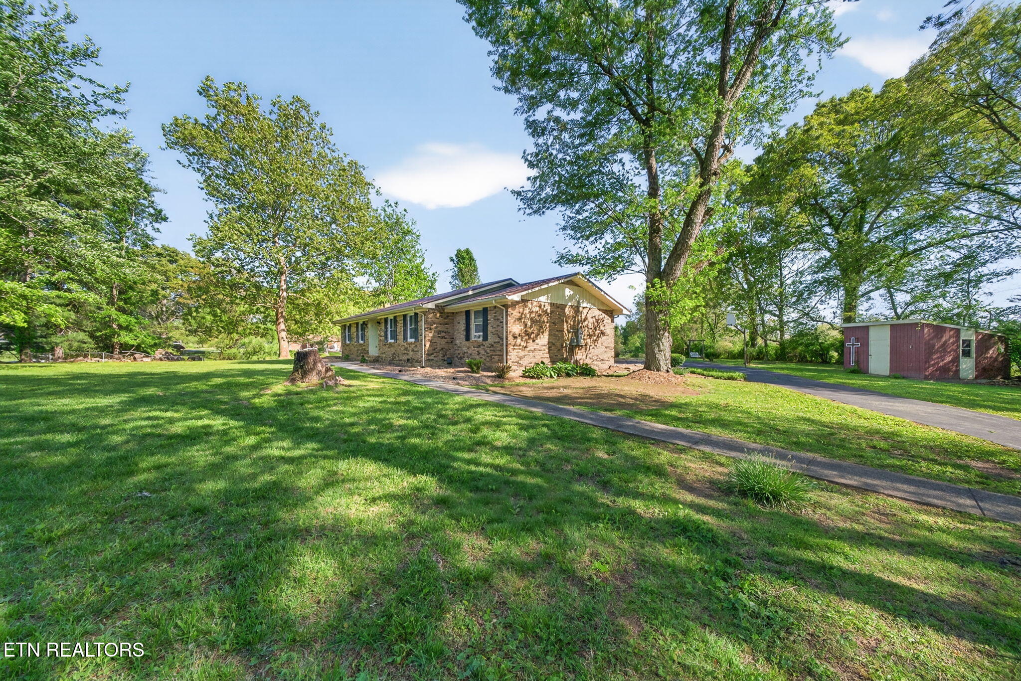109 Parkway Lane Crossville TN 38572
