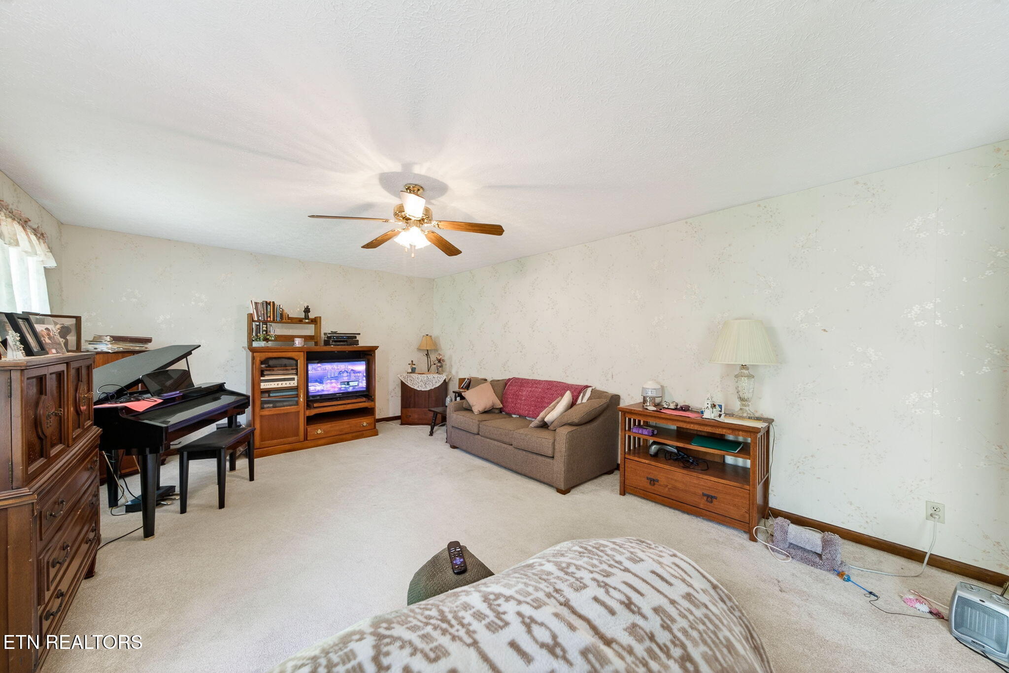 109 Parkway Lane Crossville TN 38572