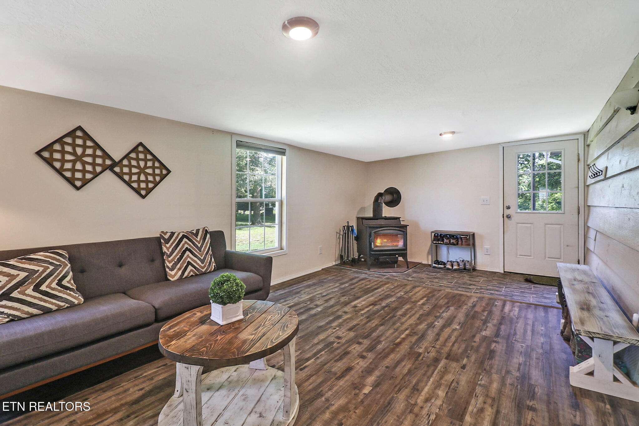 122 Frankfort Road Lancing TN 37770