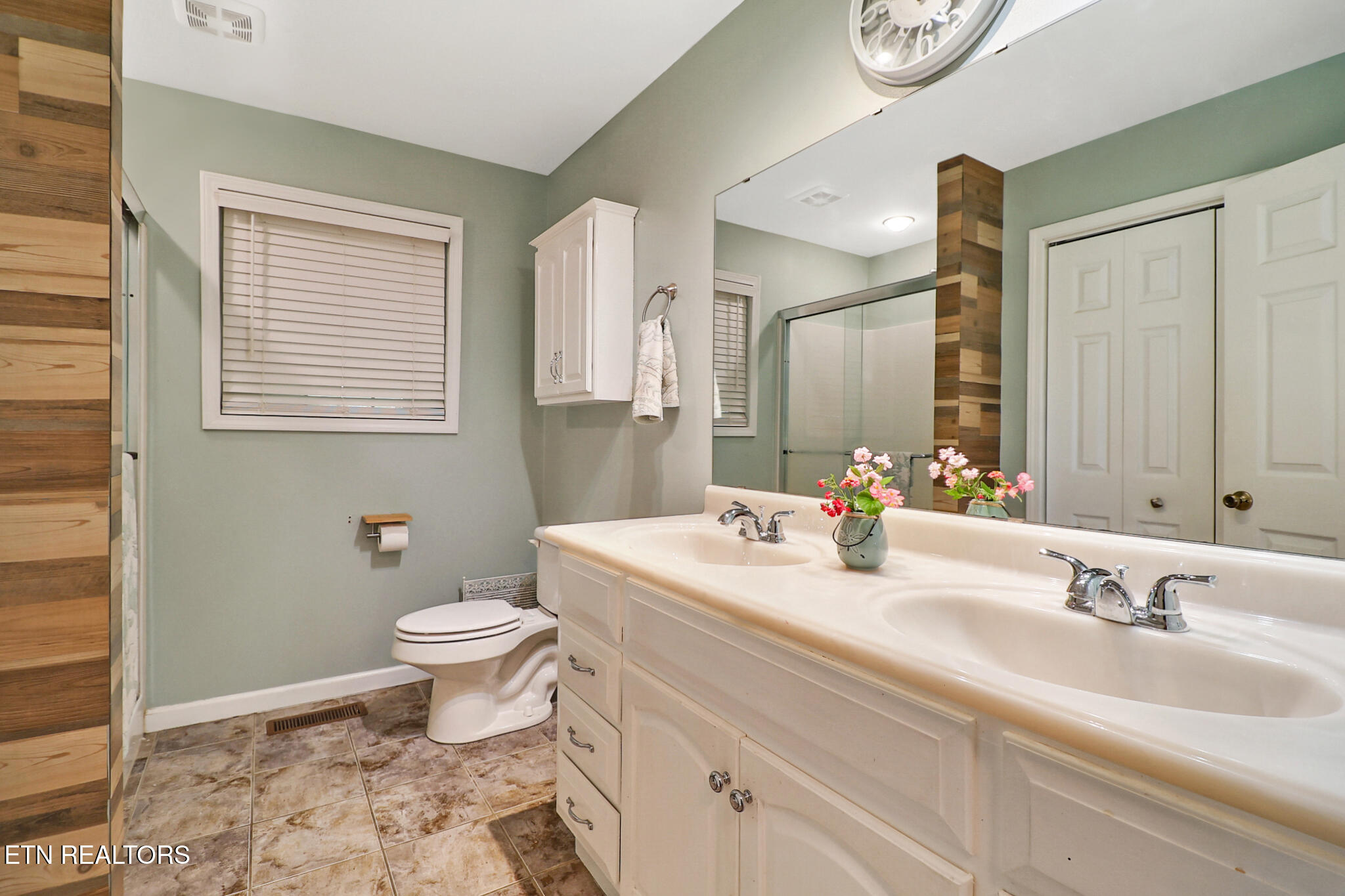 122 Frankfort Road Lancing TN 37770