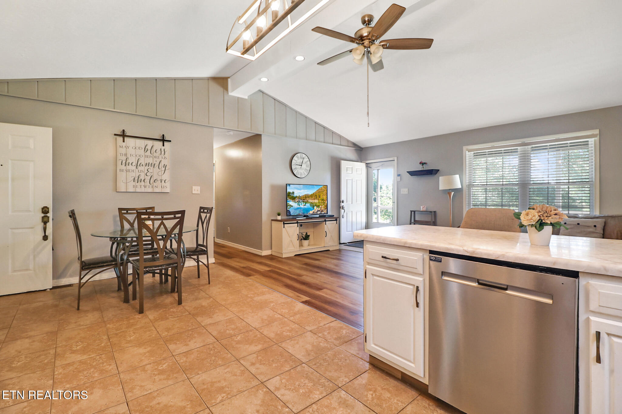 122 Frankfort Road Lancing TN 37770
