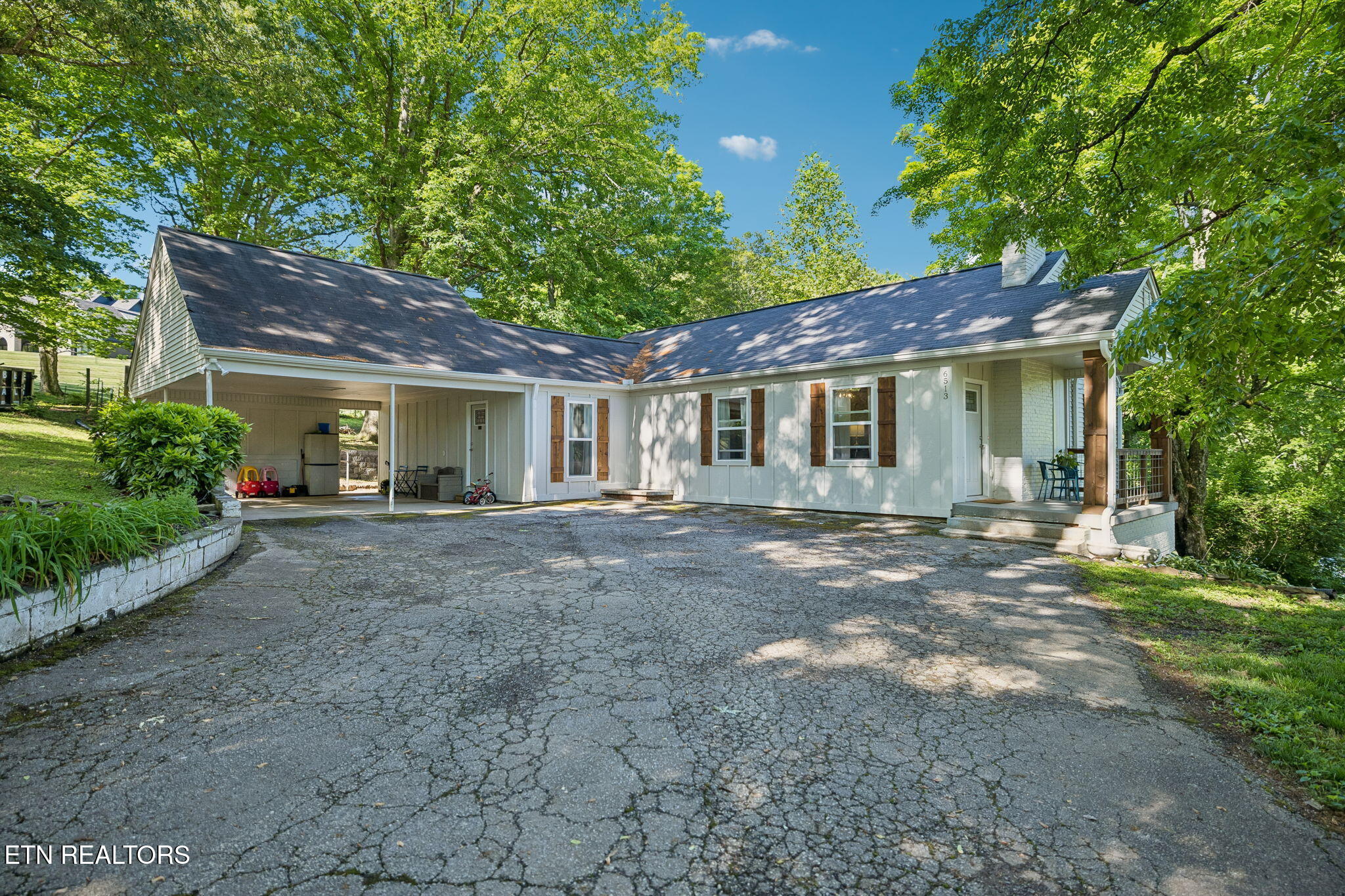 6513 Summerfield Drive Knoxville TN 37921