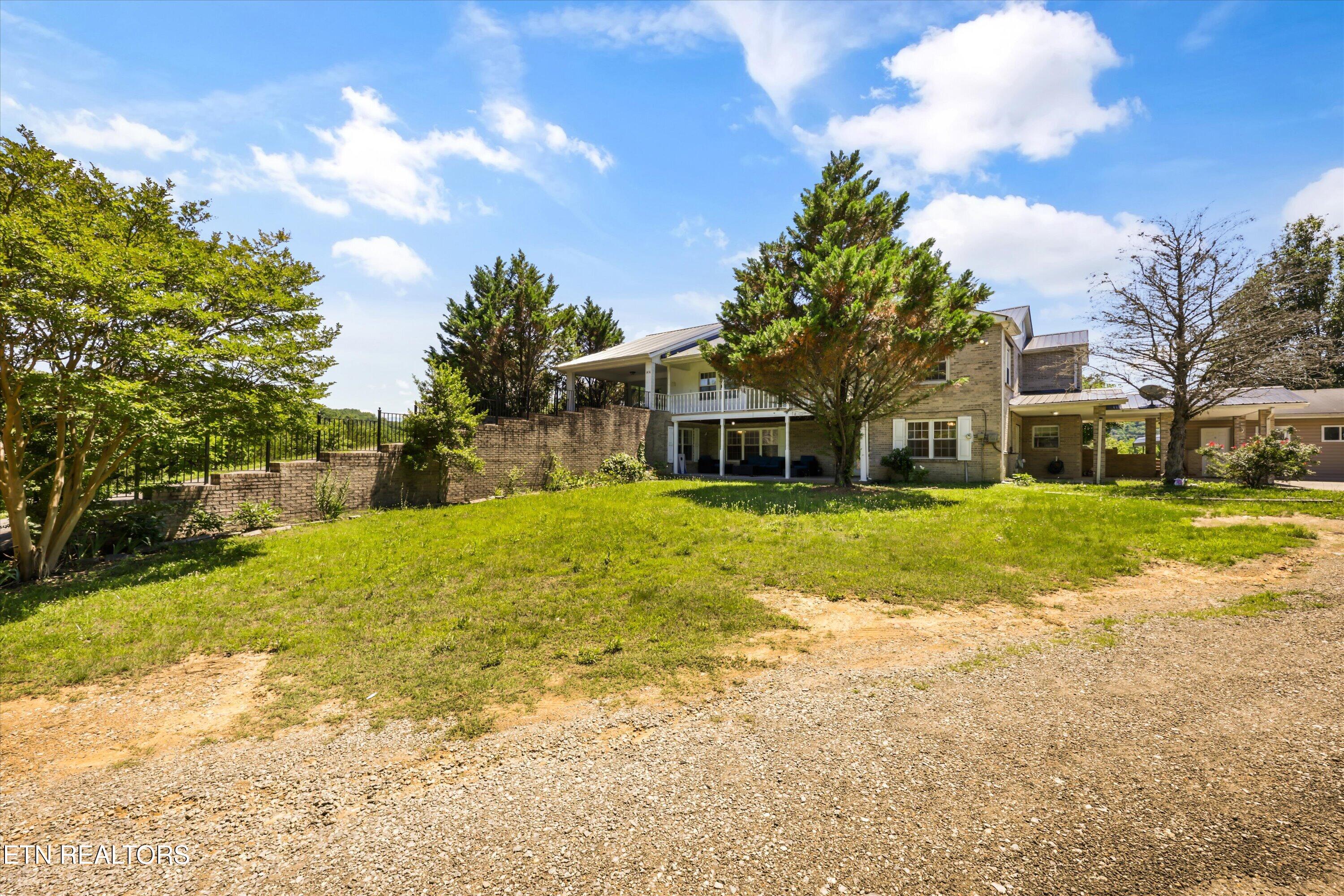1436 Chapman Highway Sevierville TN 37876