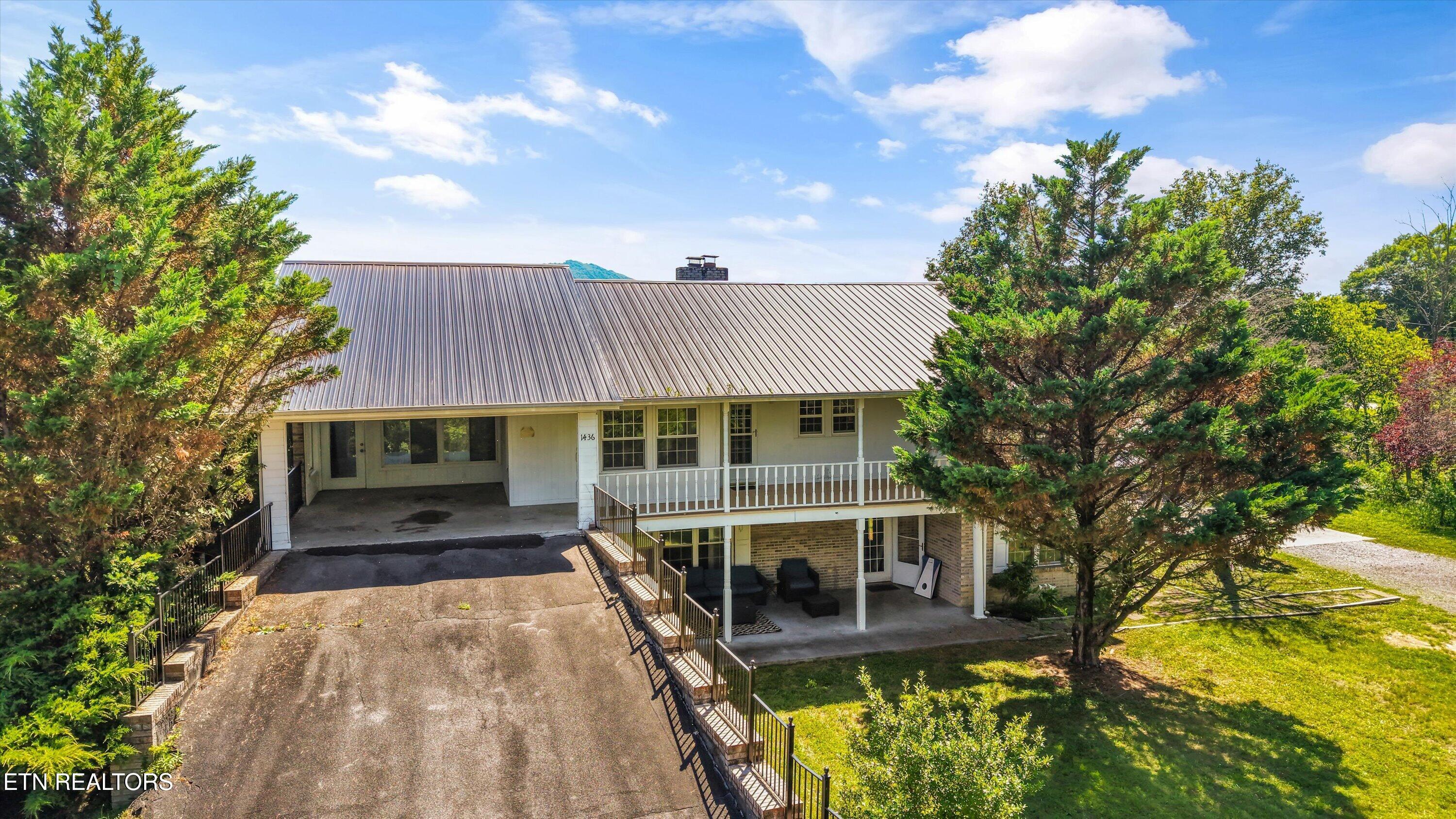 1436 Chapman Highway Sevierville TN 37876