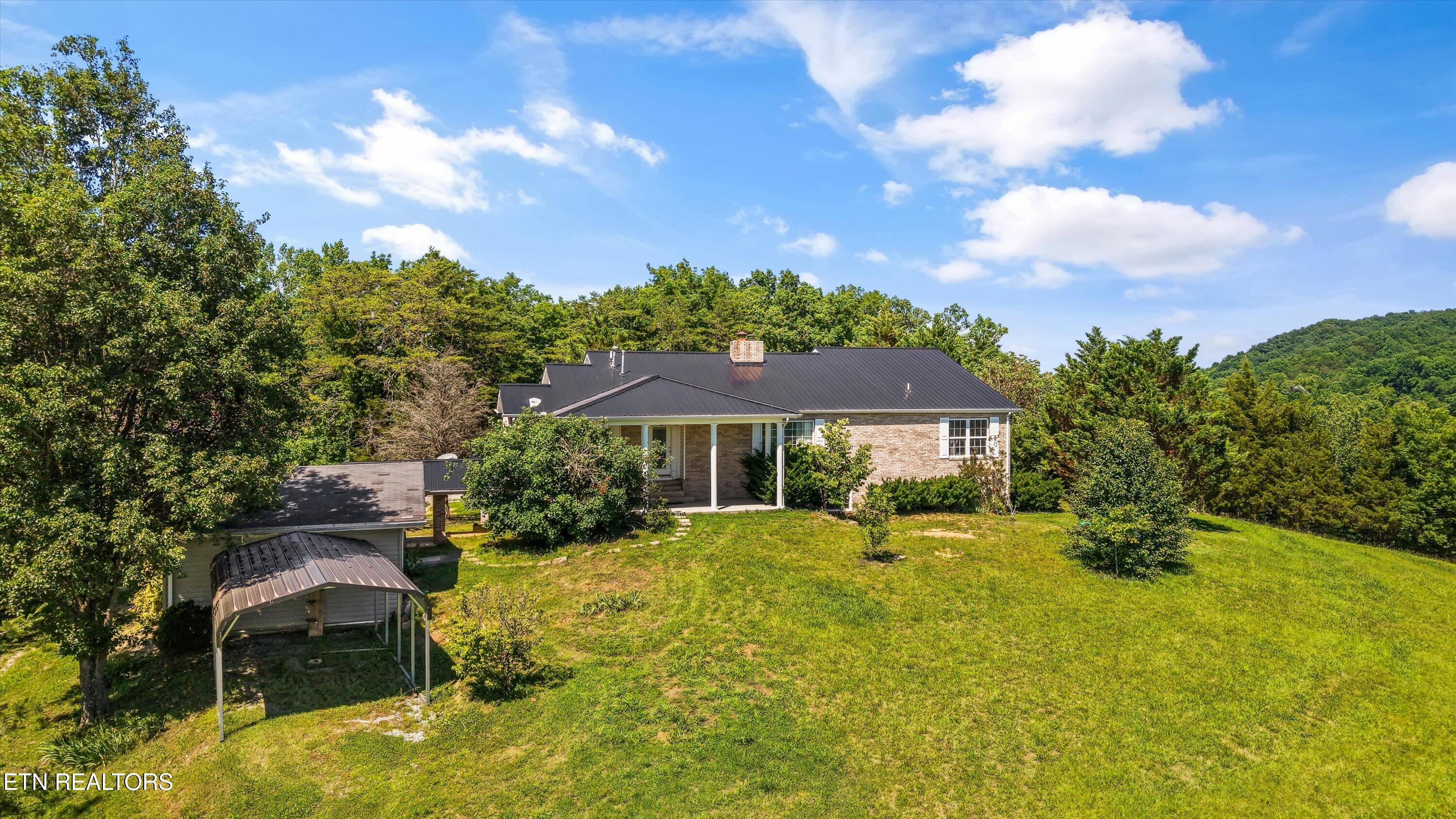 1436 Chapman Highway Sevierville TN 37876