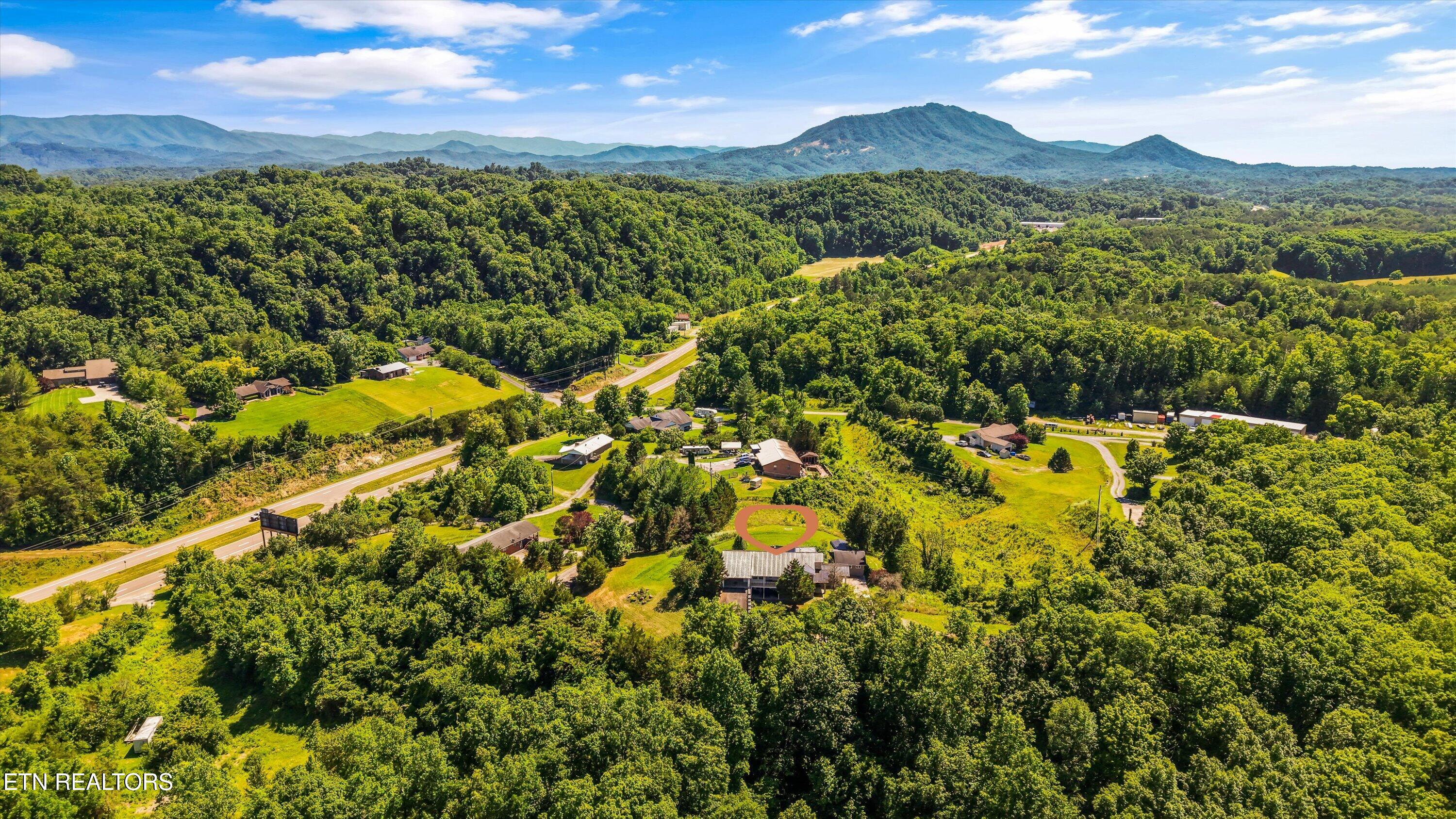 1436 Chapman Highway Sevierville TN 37876