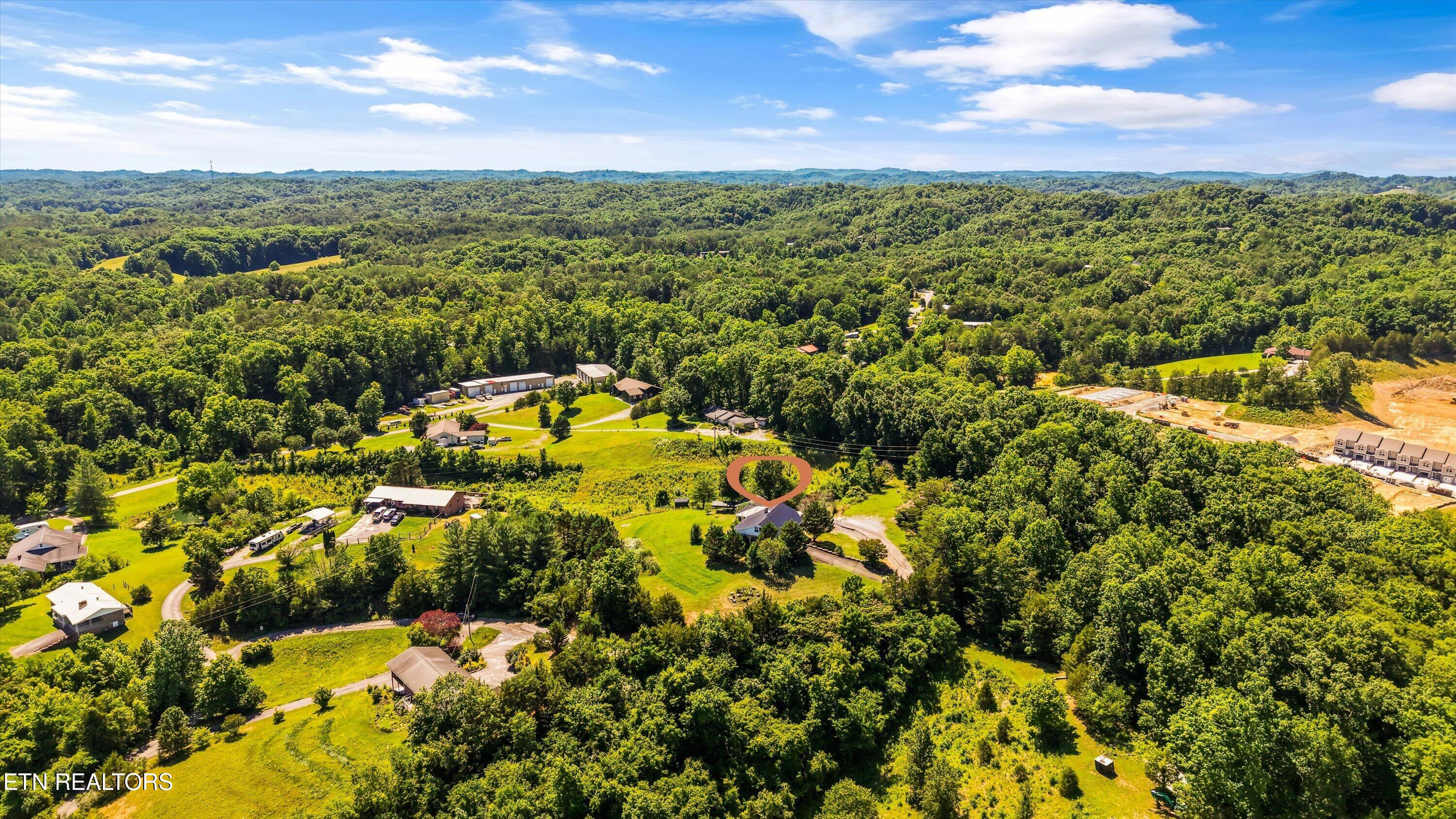 1436 Chapman Highway Sevierville TN 37876