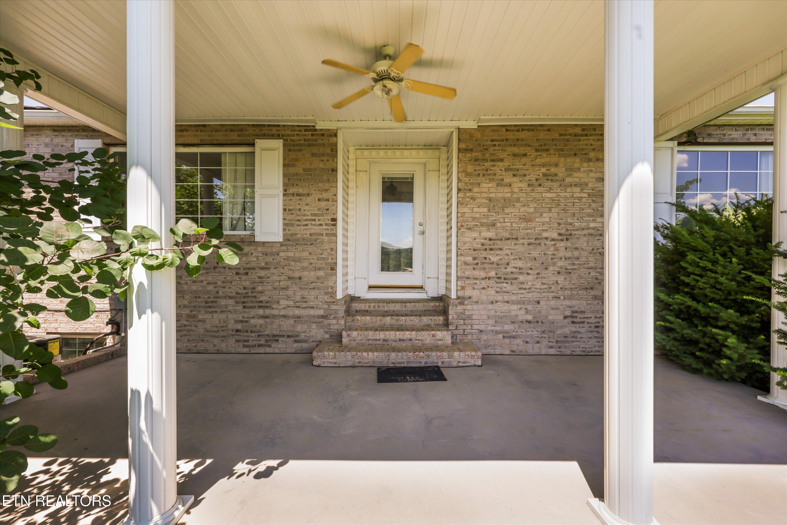 1436 Chapman Highway Sevierville TN 37876