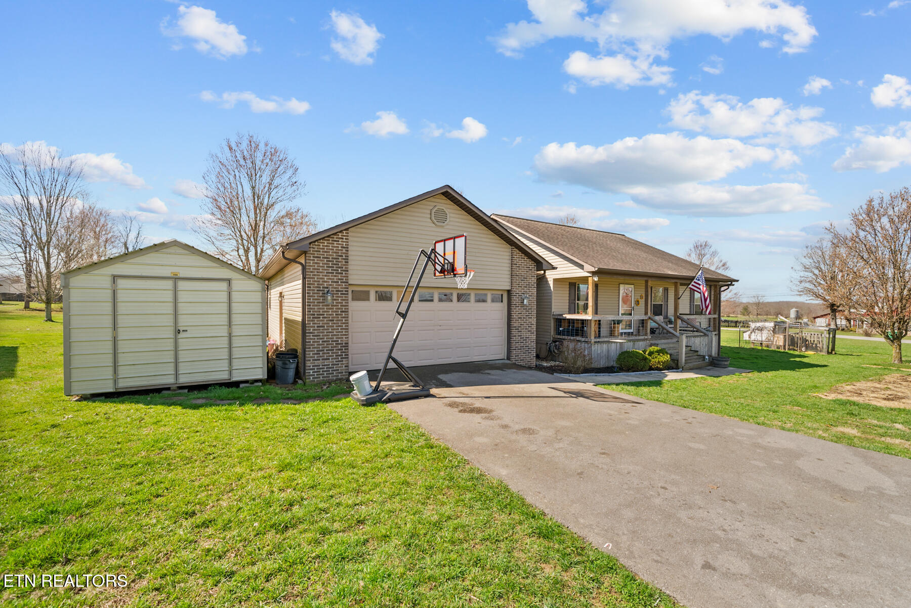 34 Lakyn Drive Crossville TN 38571