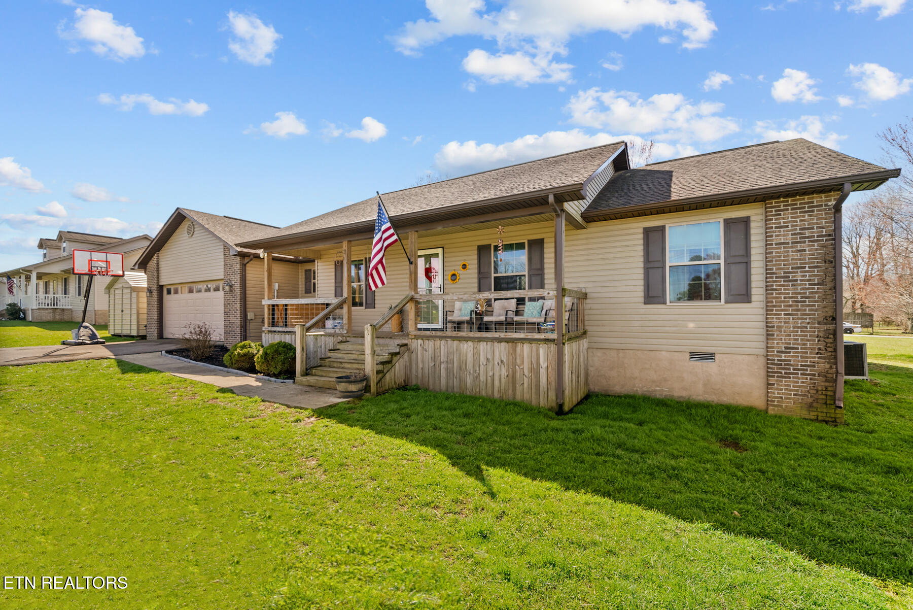 34 Lakyn Drive Crossville TN 38571