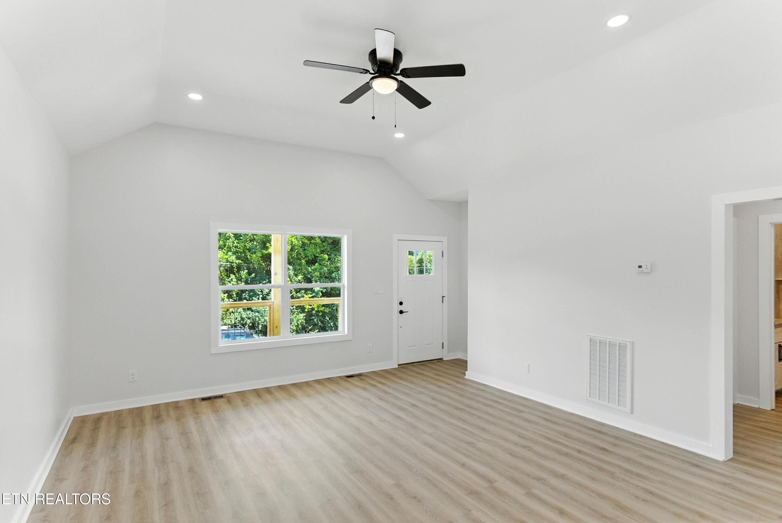 842 Vermont Avenue Knoxville TN 37921