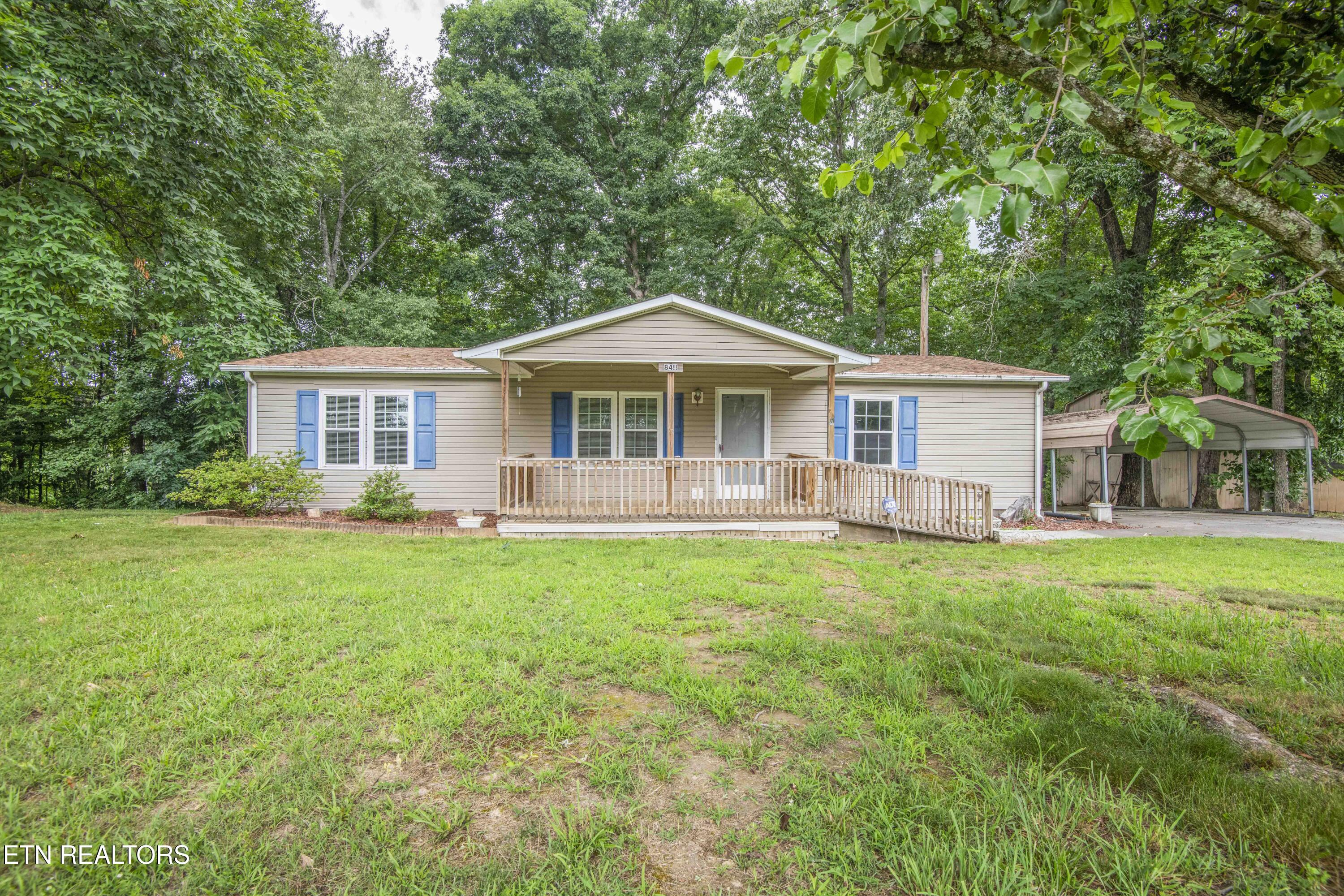 8411 Bowman Hollow Road Powell TN 37849
