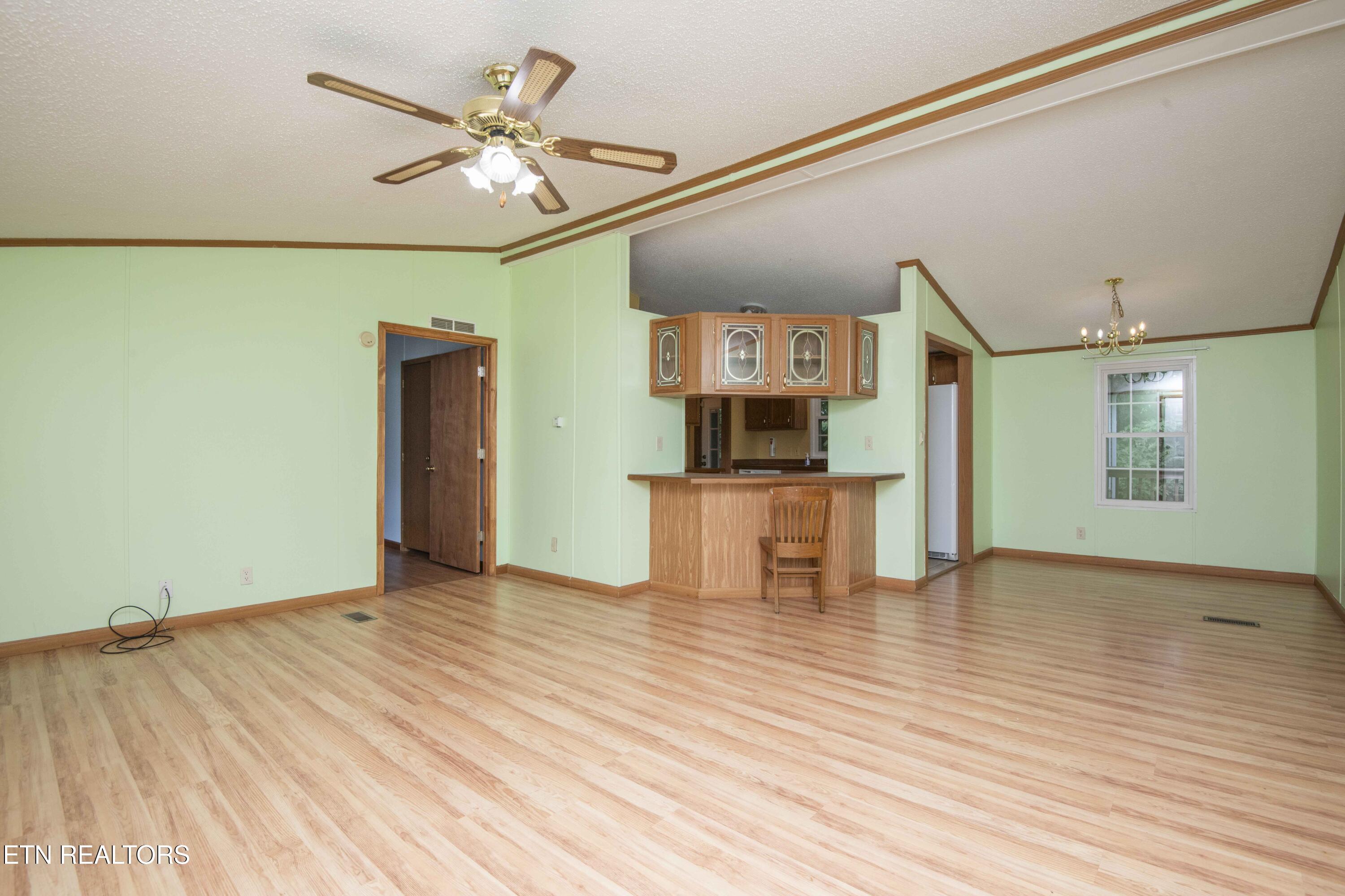 8411 Bowman Hollow Road Powell TN 37849