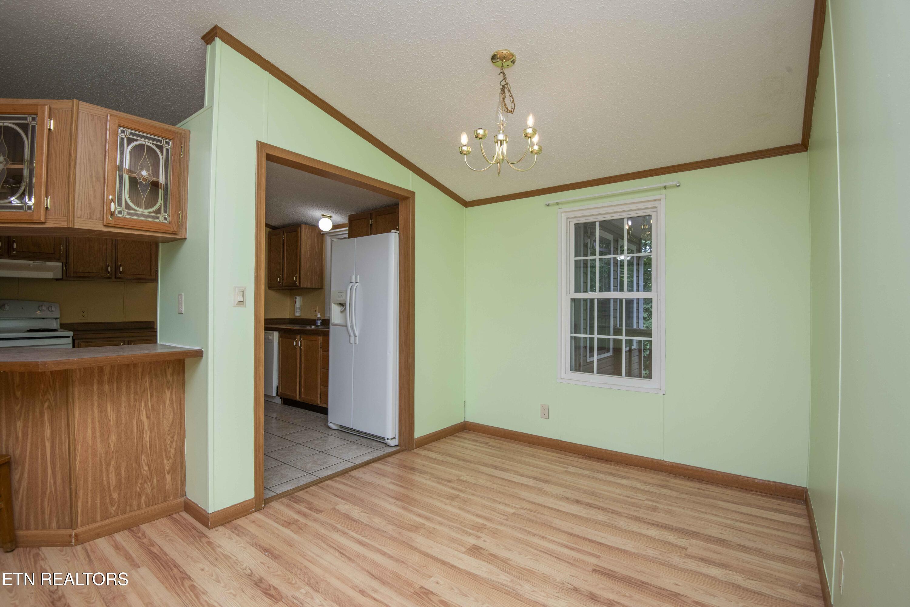 8411 Bowman Hollow Road Powell TN 37849