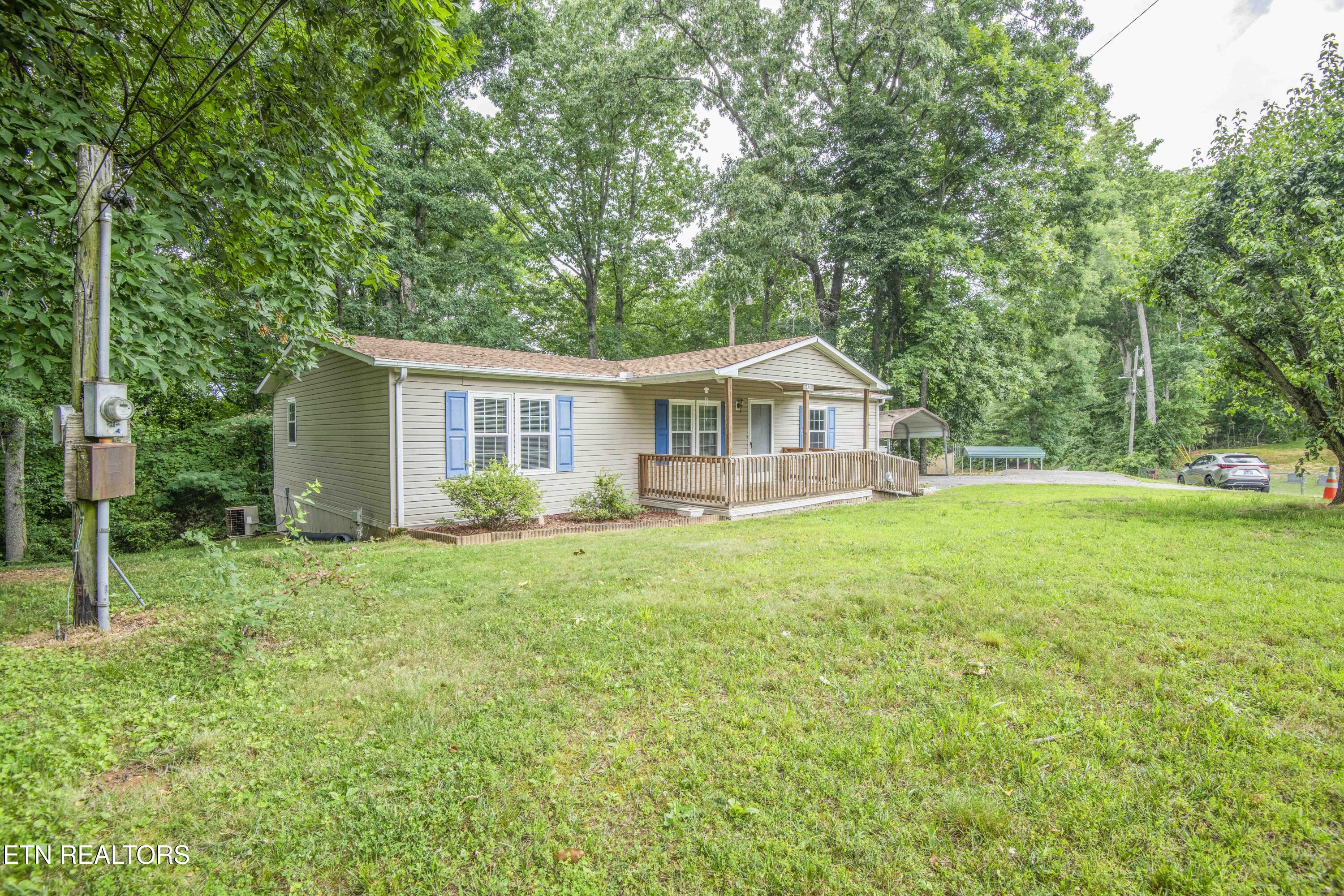 8411 Bowman Hollow Road Powell TN 37849