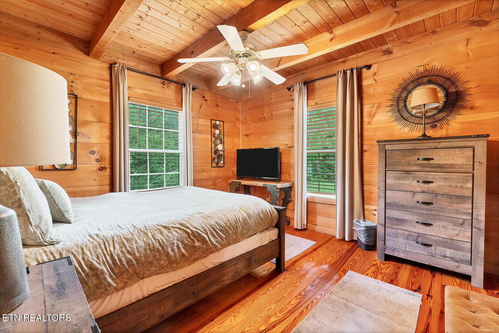 125/133 Westwing Cave Road Townsend TN 37882