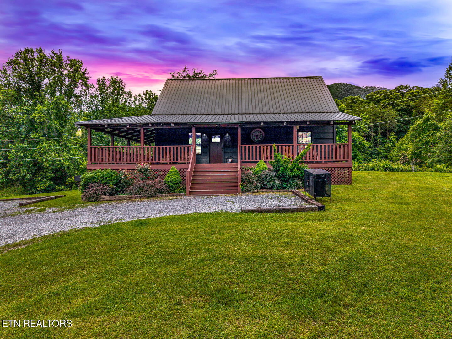 125/133 Westwing Cave Road Townsend TN 37882