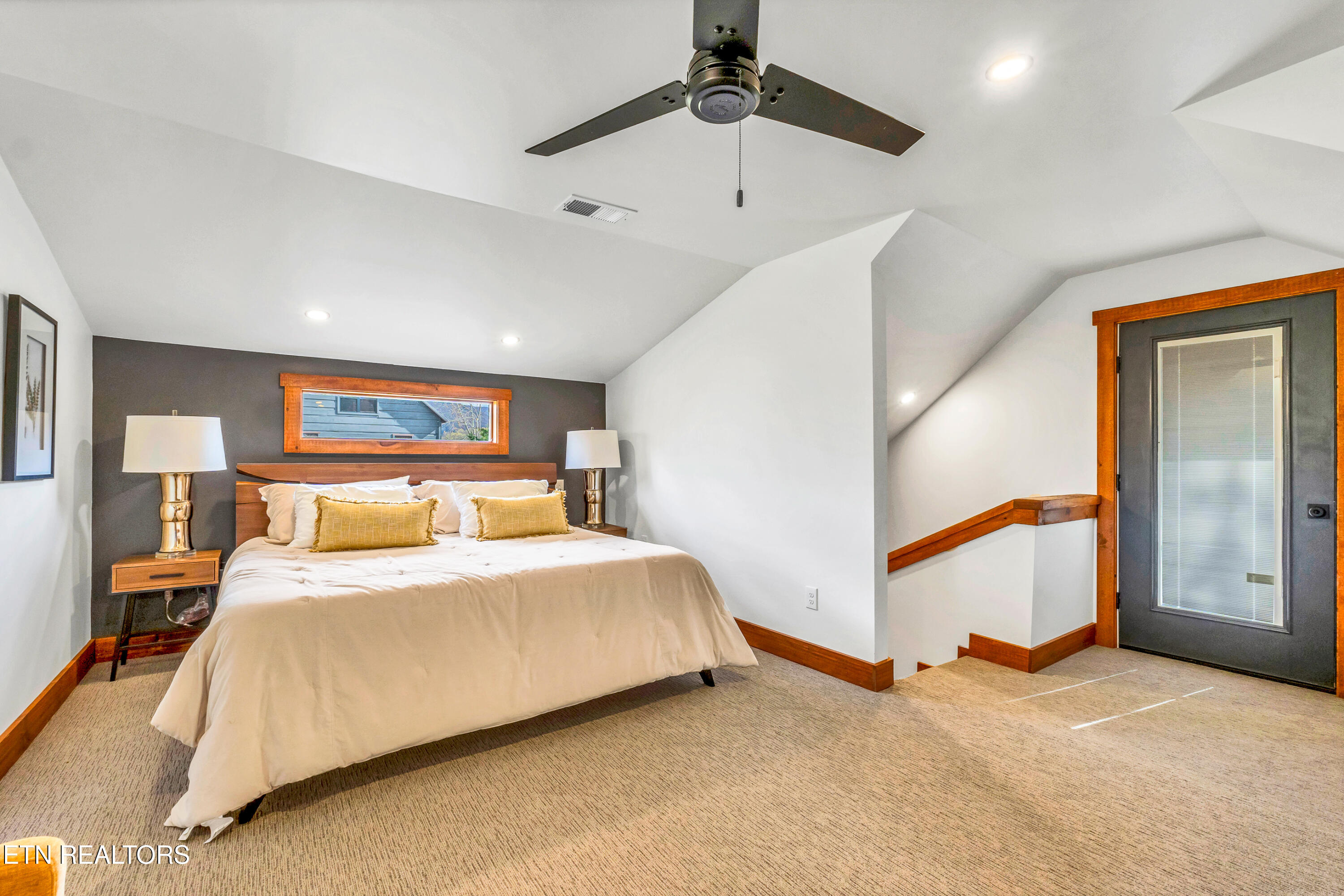 125/133 Westwing Cave Road Townsend TN 37882