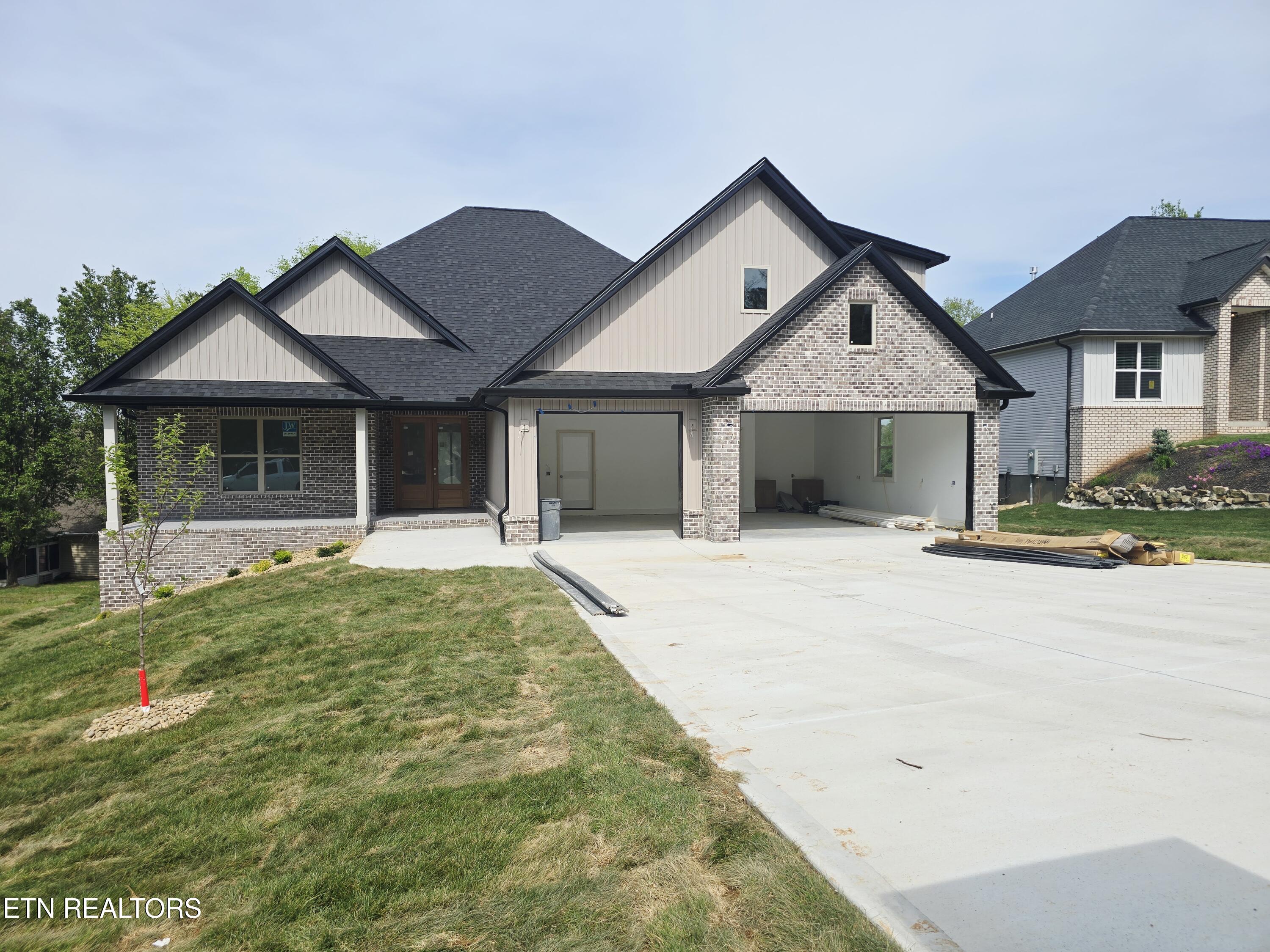 269 Ootsima Way Loudon TN 37774