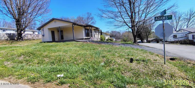 204 Riggs Street Athens TN 37303