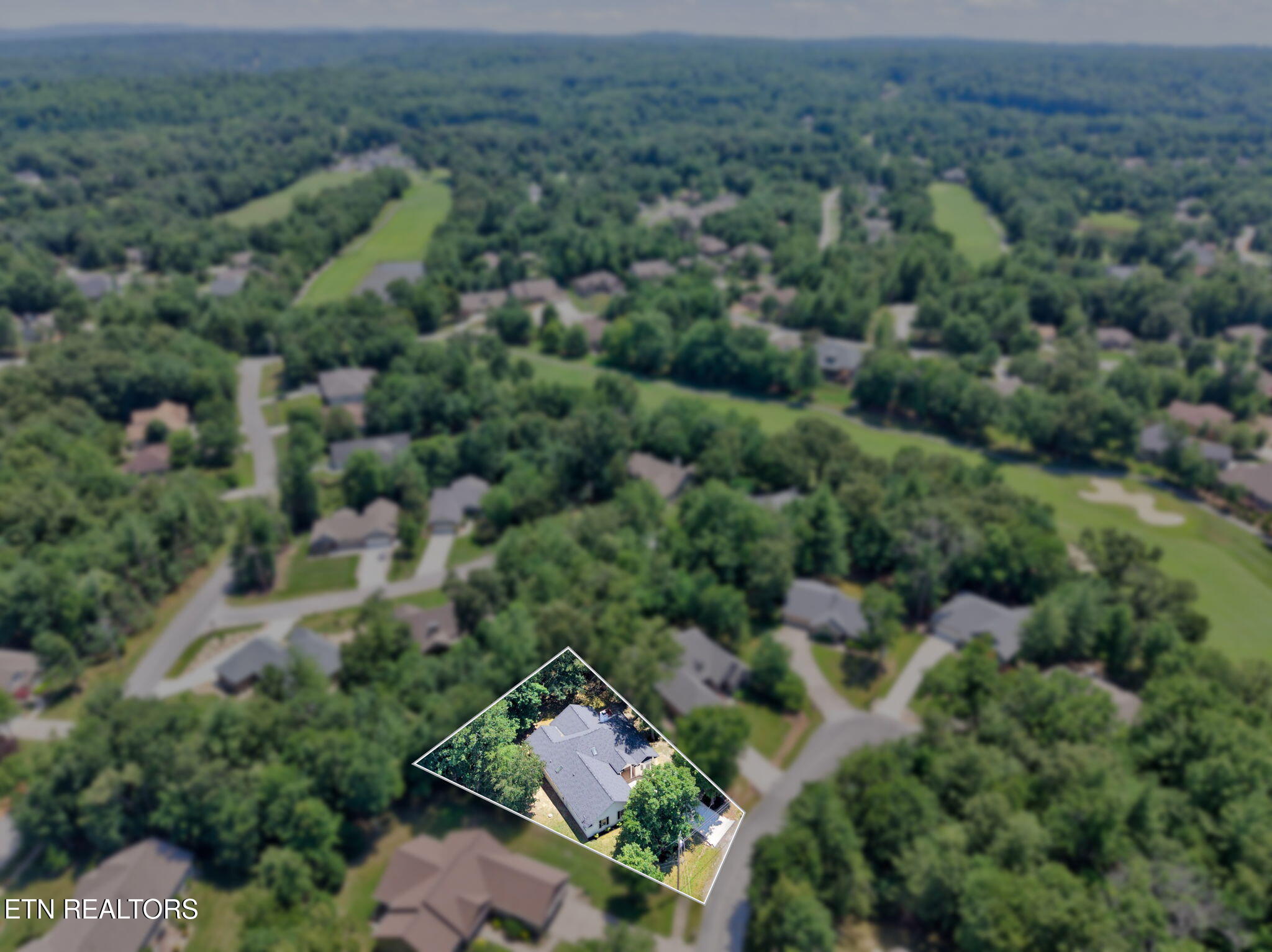 35 Leaf Circle Crossville TN 38558