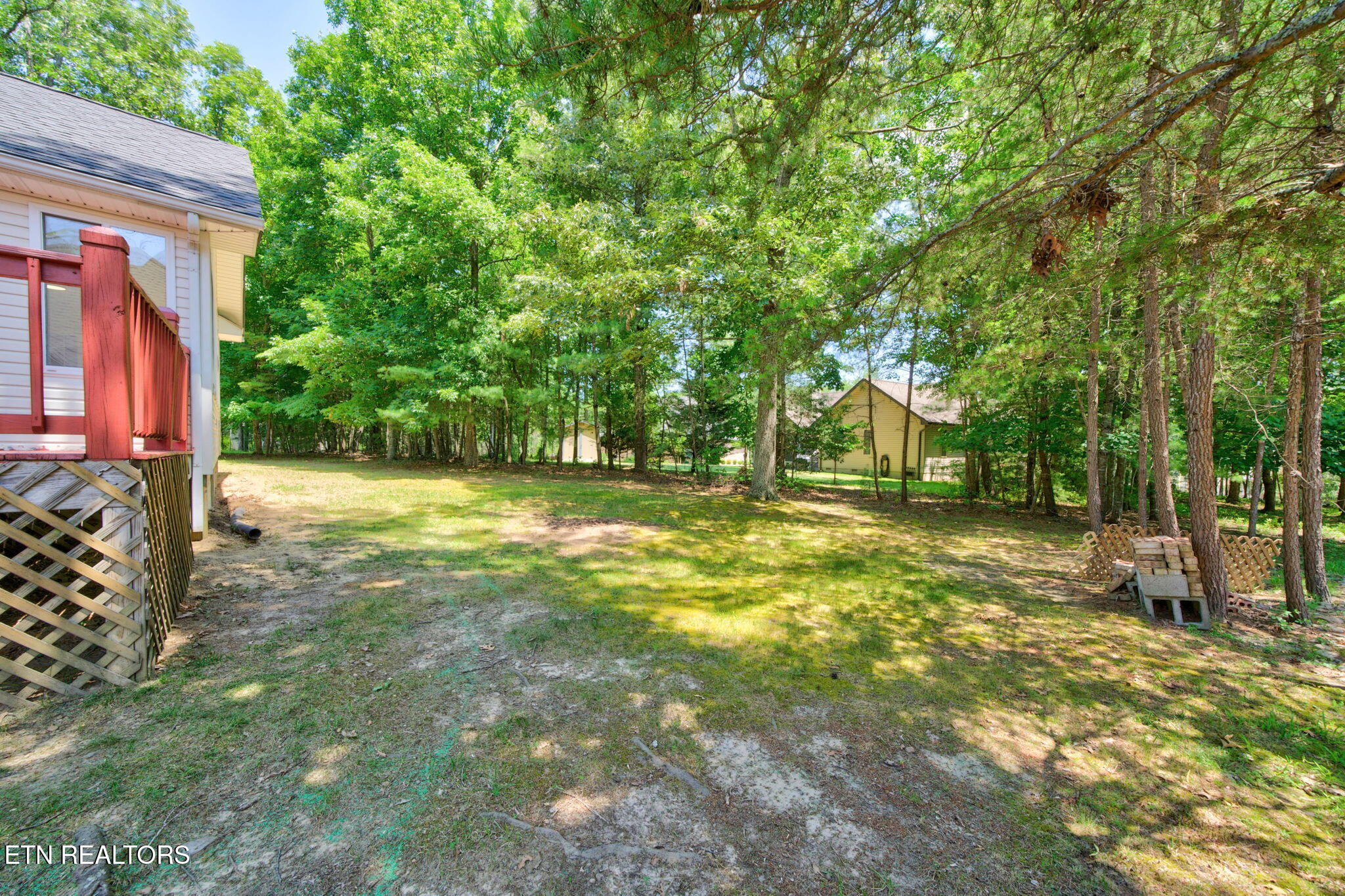 35 Leaf Circle Crossville TN 38558