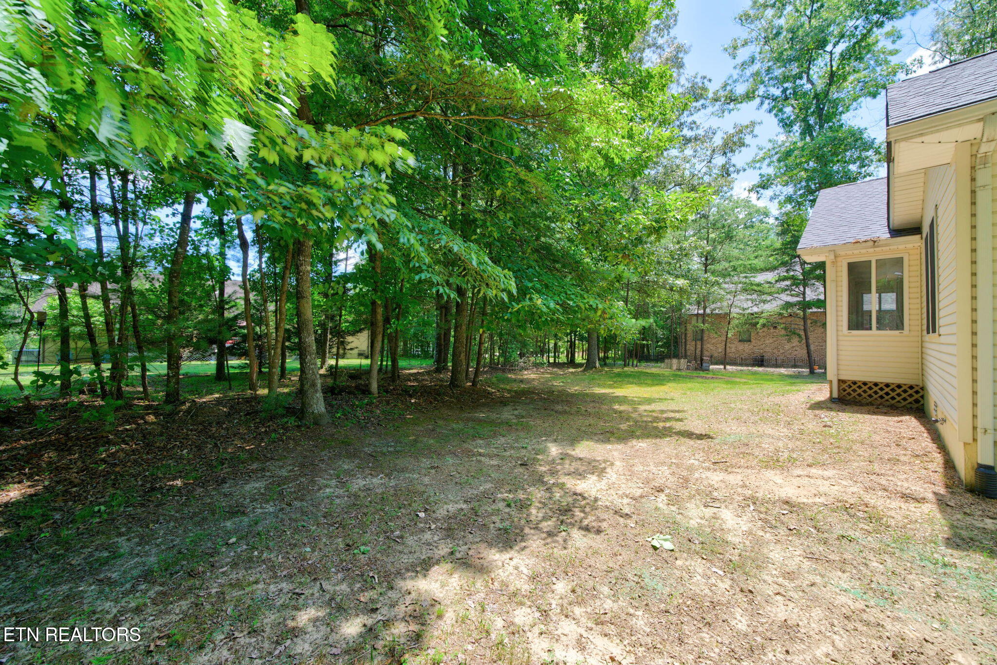35 Leaf Circle Crossville TN 38558