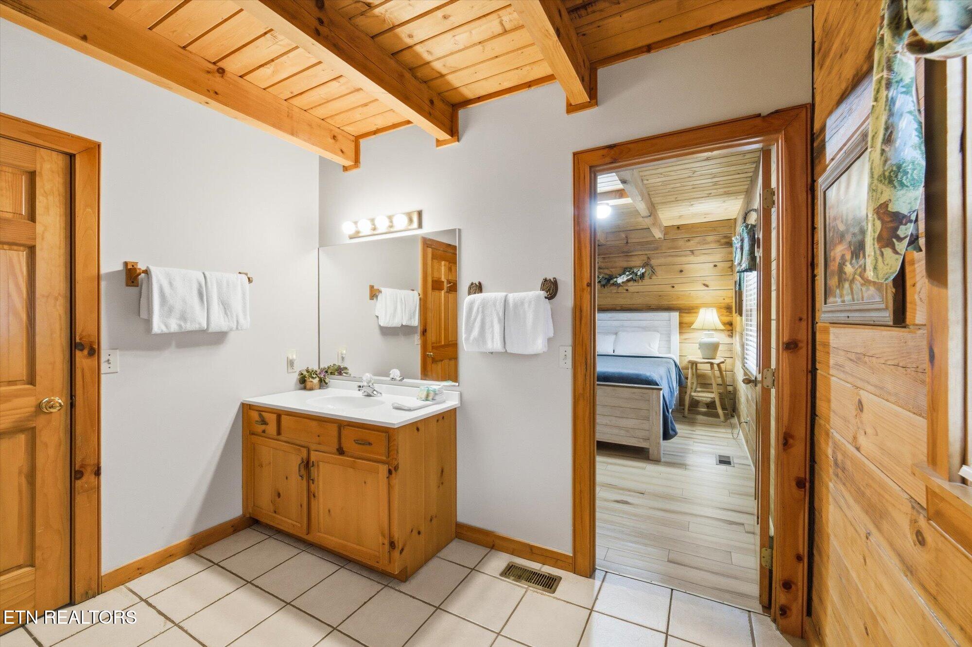 3542 Country Pines Way Sevierville TN 37876