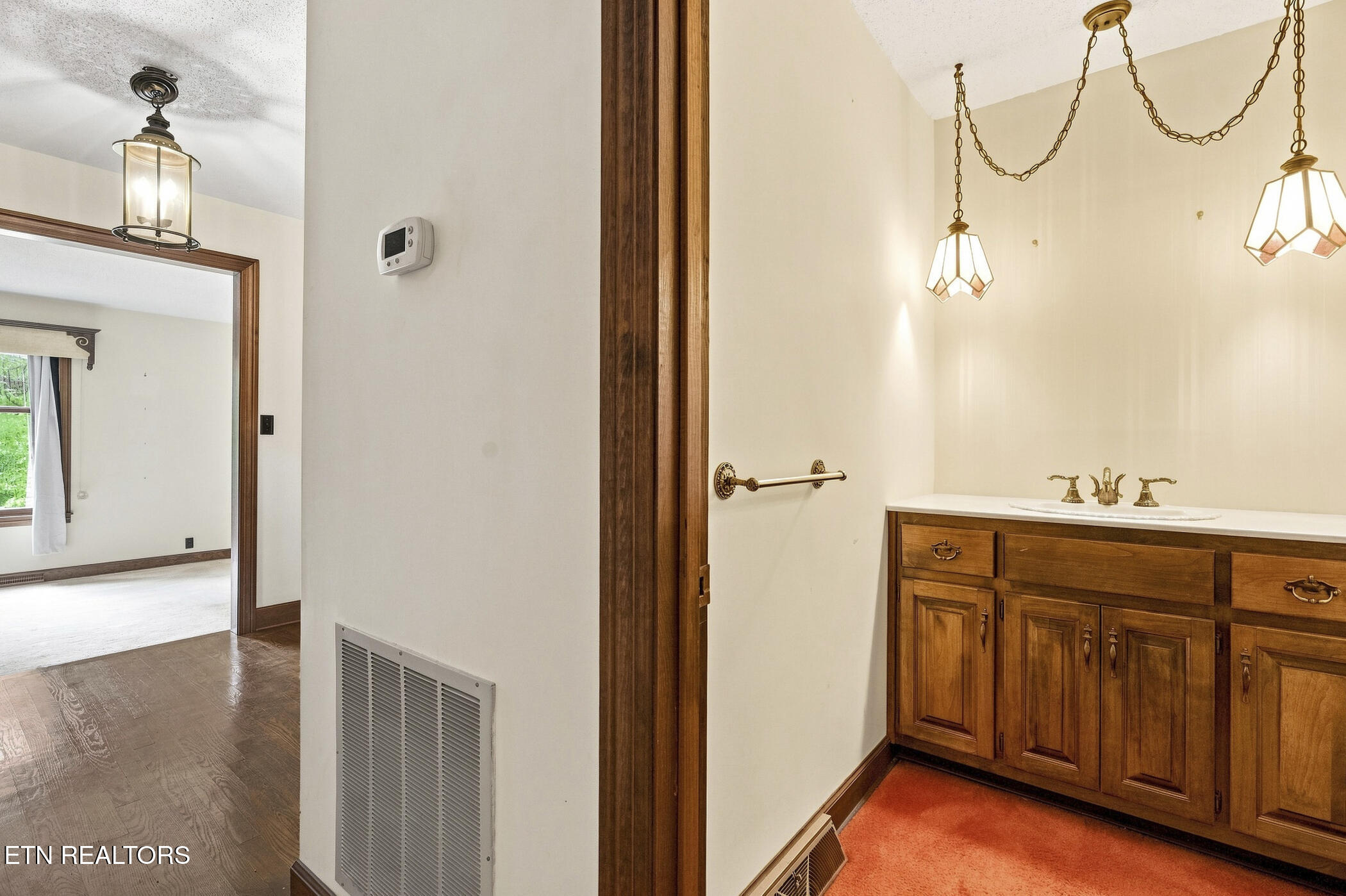 174 Irwin Lane Clinton TN 37716