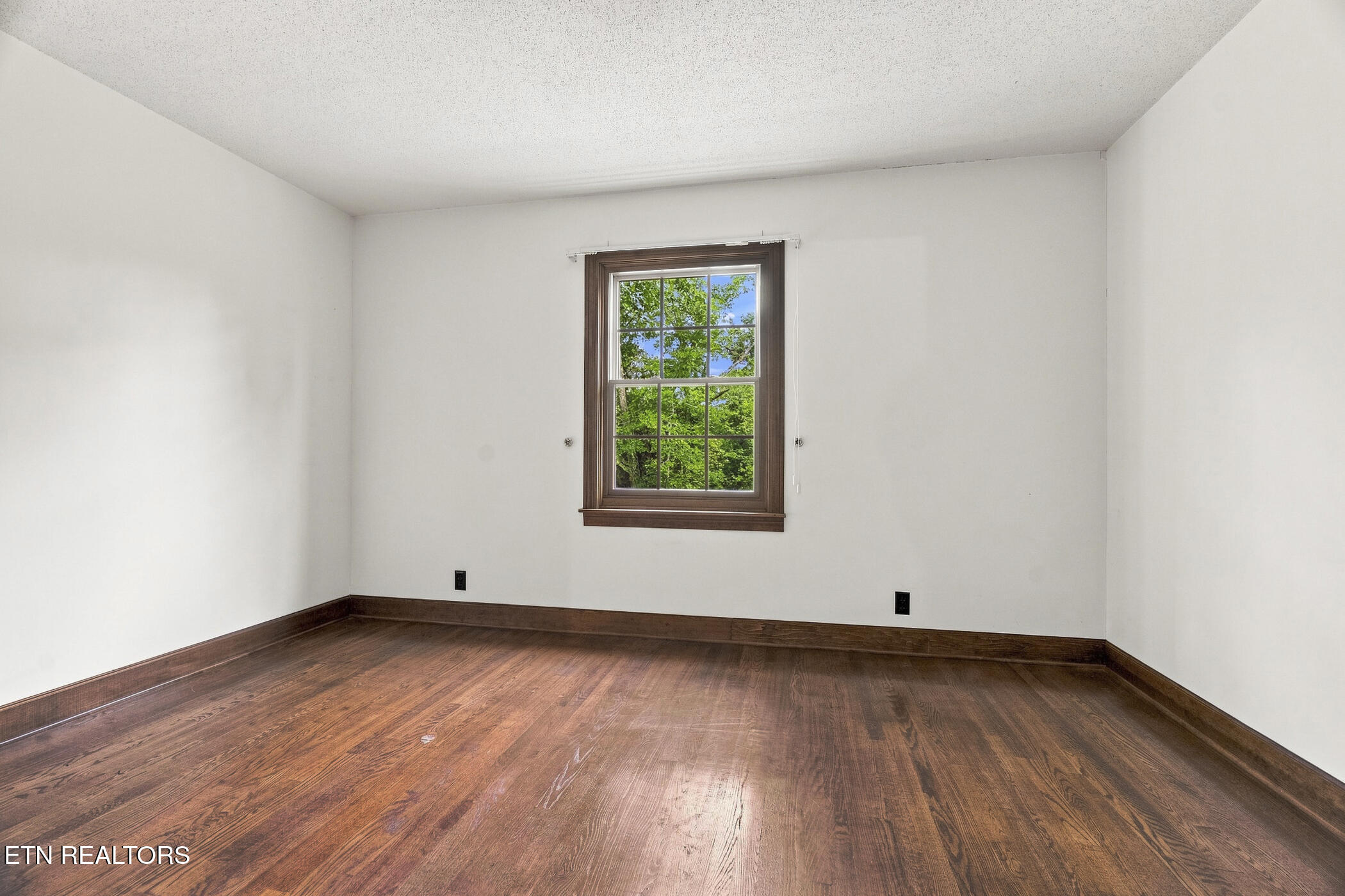 174 Irwin Lane Clinton TN 37716
