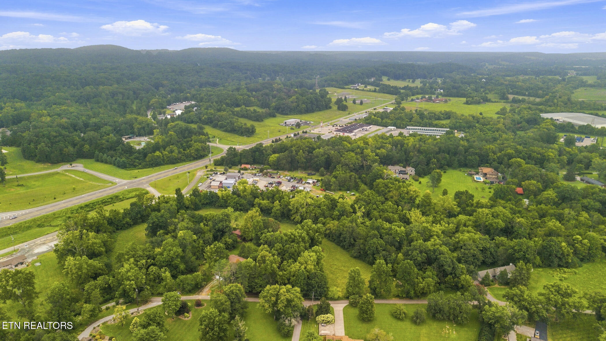 174 Irwin Lane Clinton TN 37716