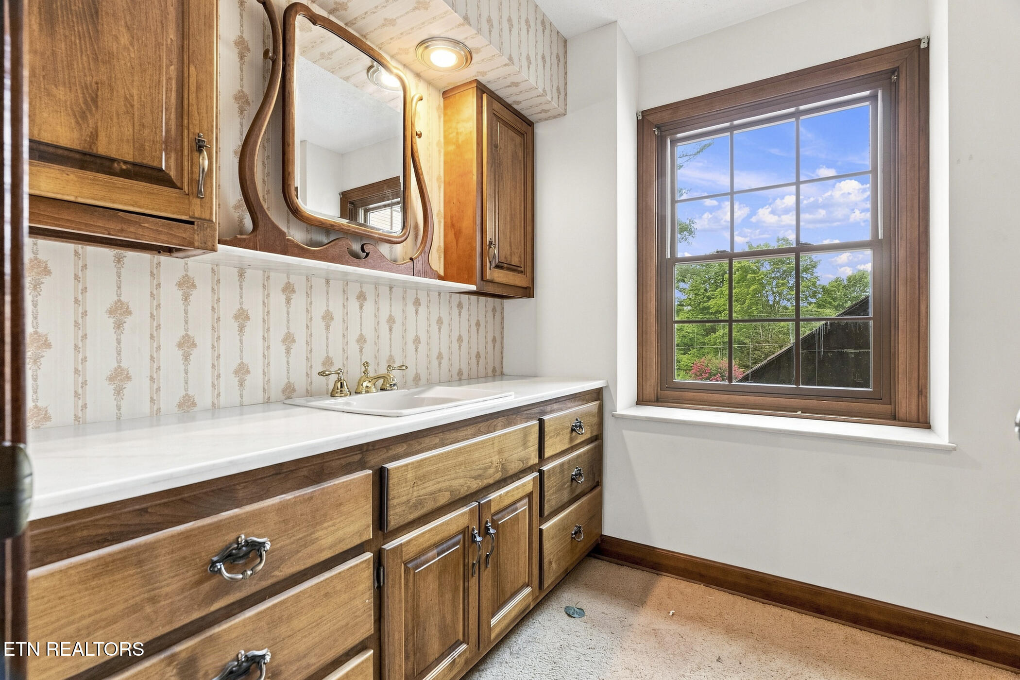 174 Irwin Lane Clinton TN 37716