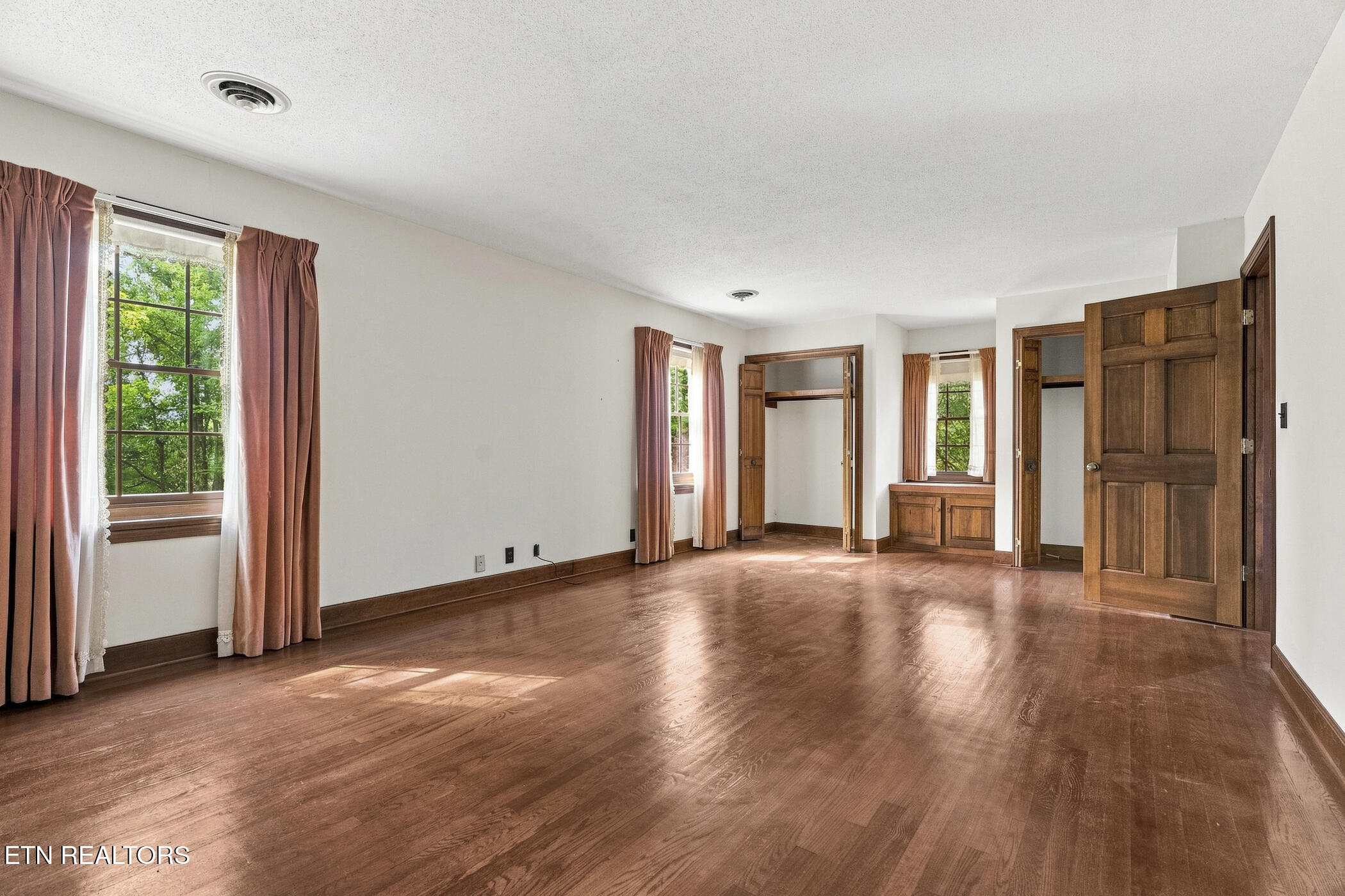174 Irwin Lane Clinton TN 37716