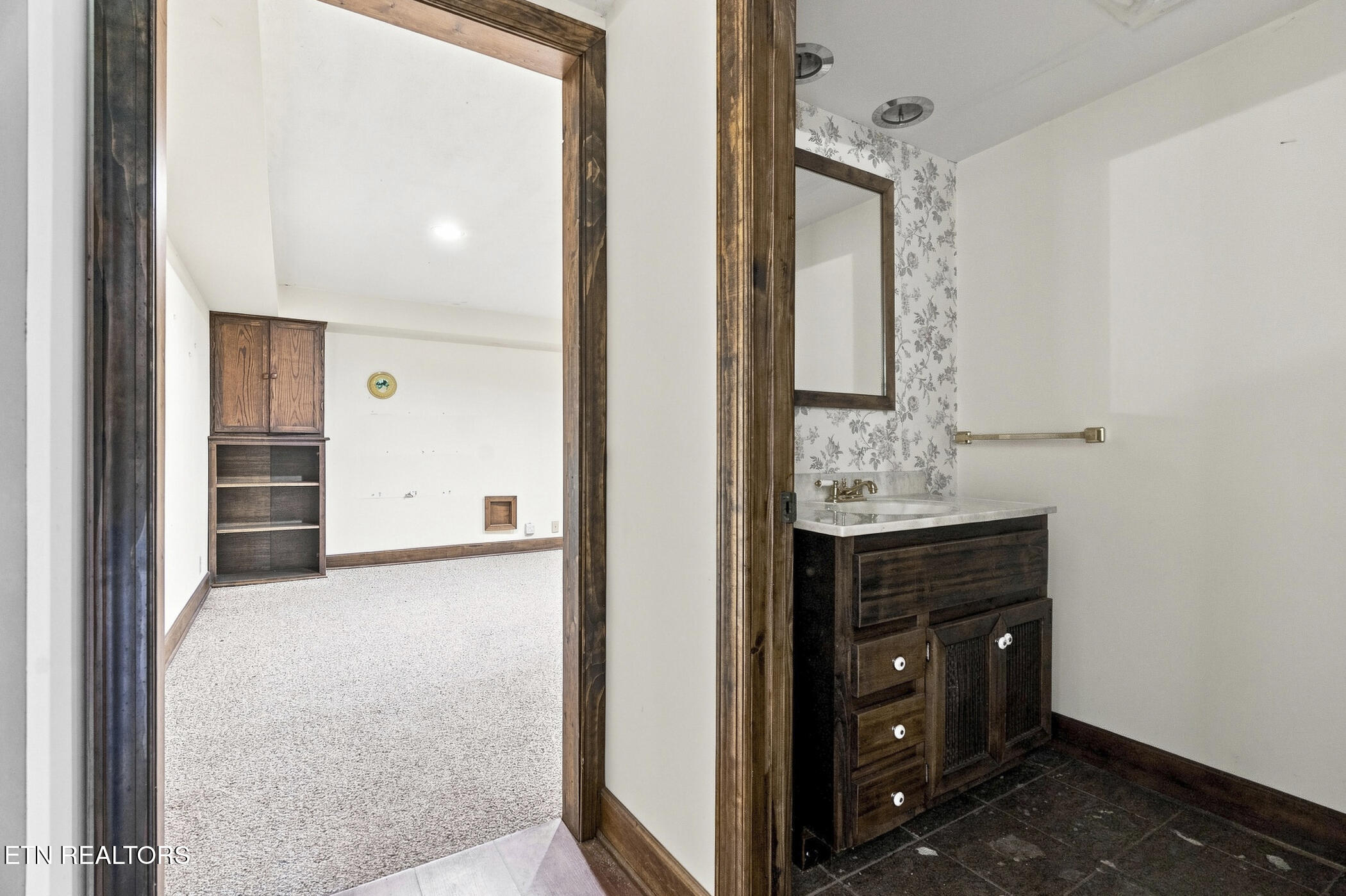174 Irwin Lane Clinton TN 37716
