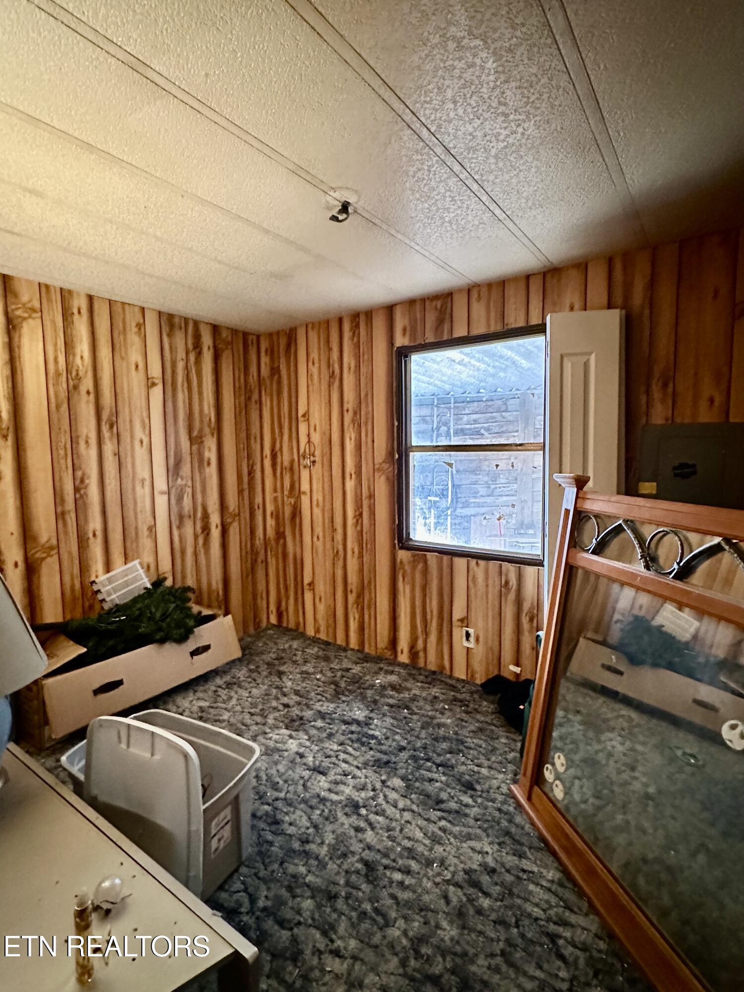 1500 Coal Hill Road Sunbright TN 37872