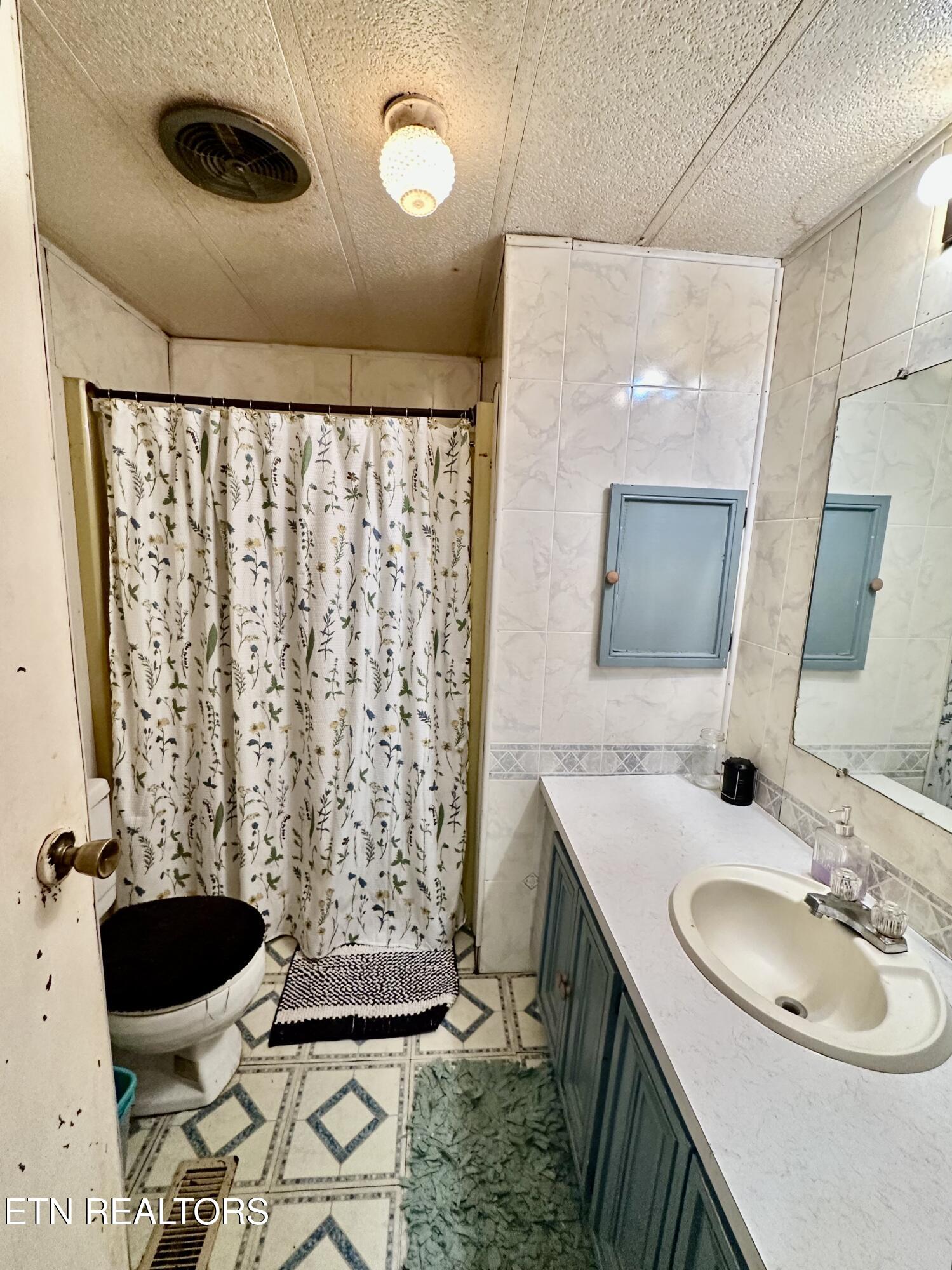 1500 Coal Hill Road Sunbright TN 37872
