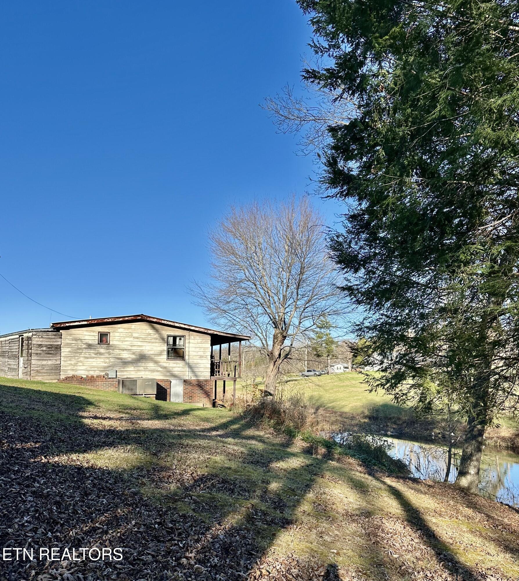 1500 Coal Hill Road Sunbright TN 37872