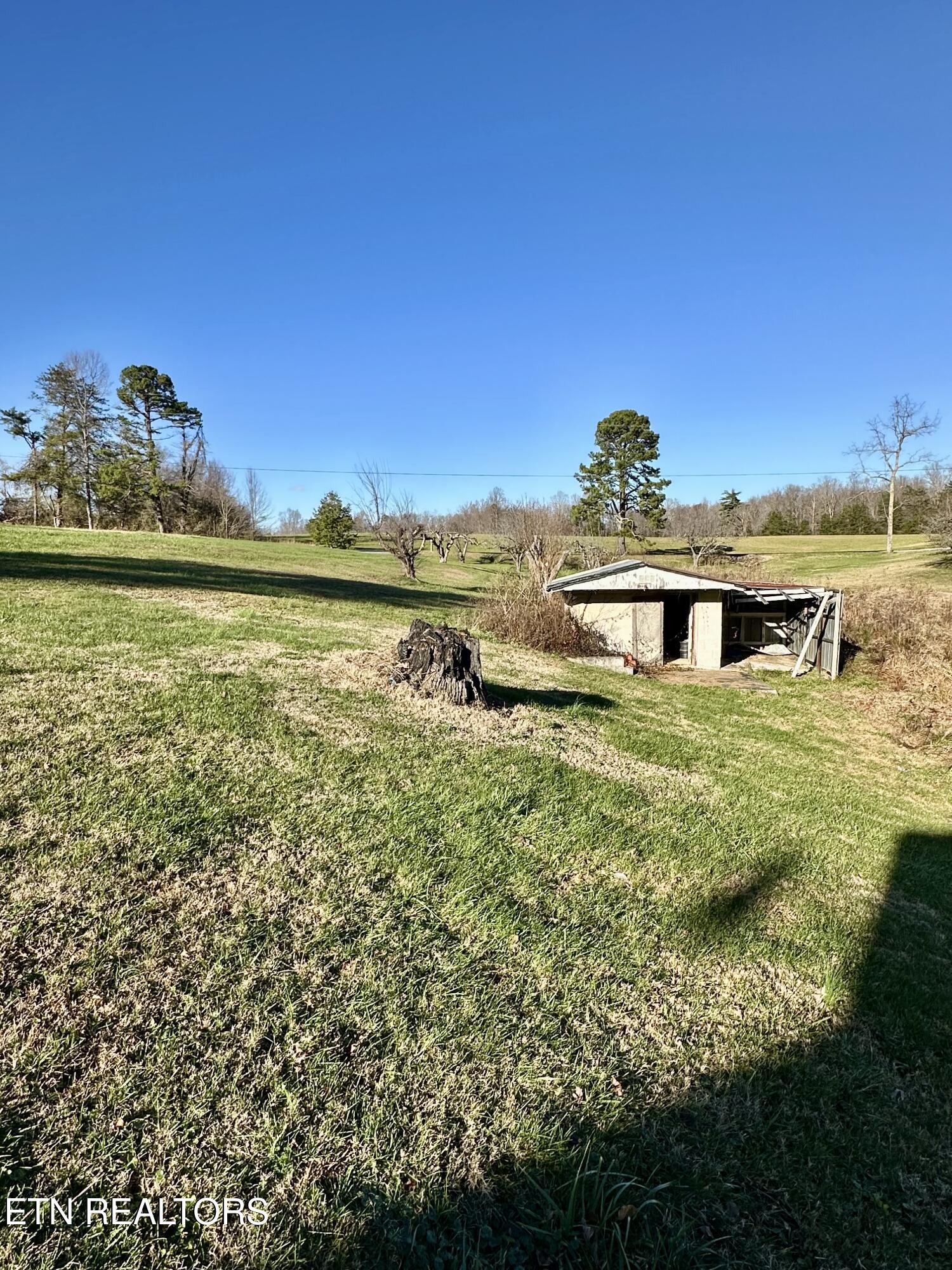 1500 Coal Hill Road Sunbright TN 37872