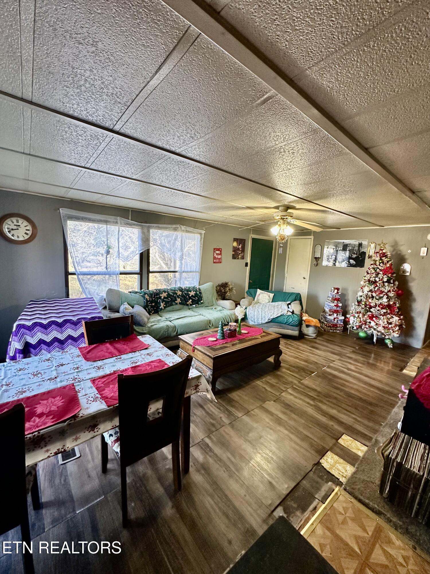 1500 Coal Hill Road Sunbright TN 37872