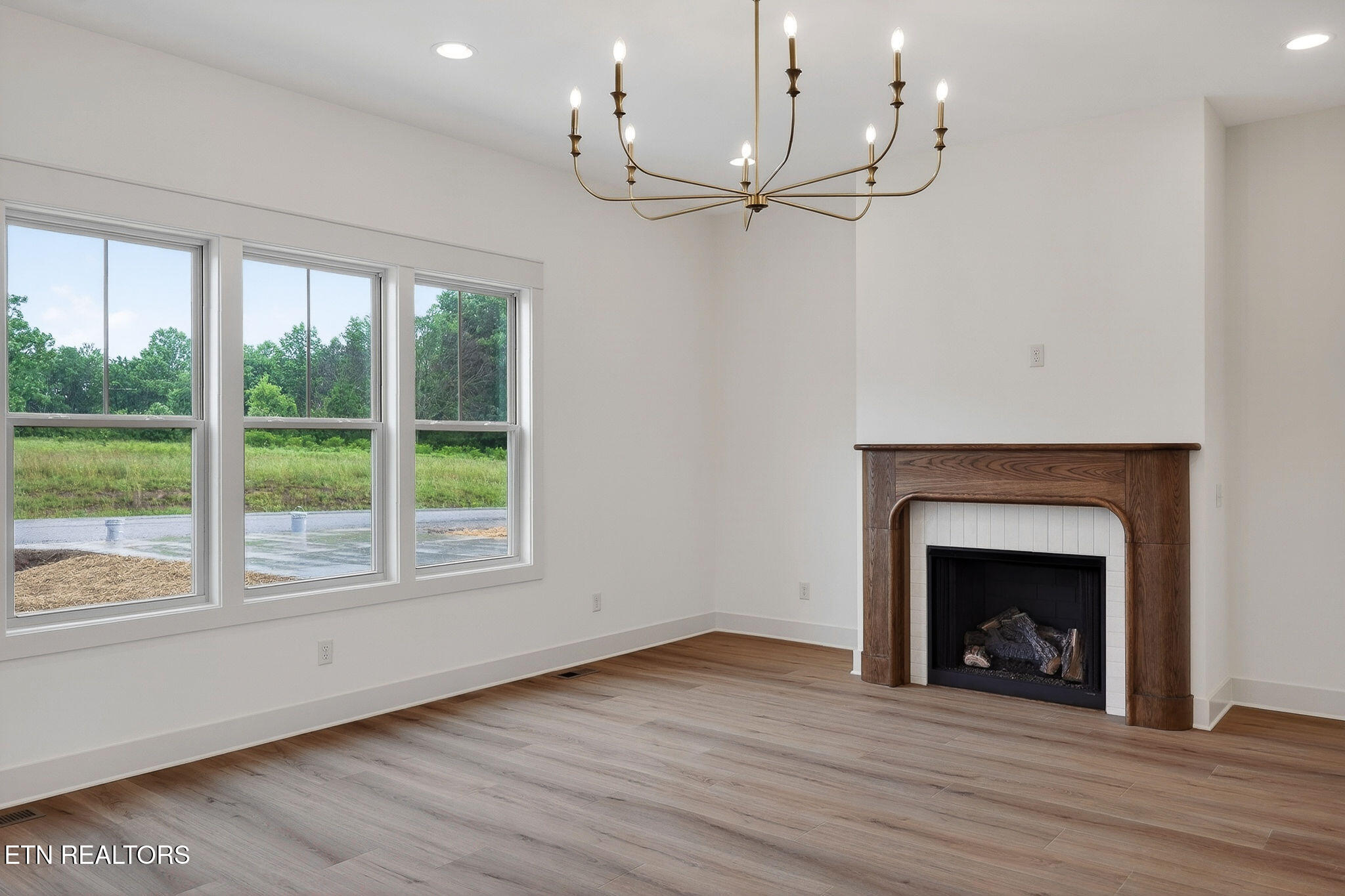 6984 Honeysuckle Trail Baxter TN 38544