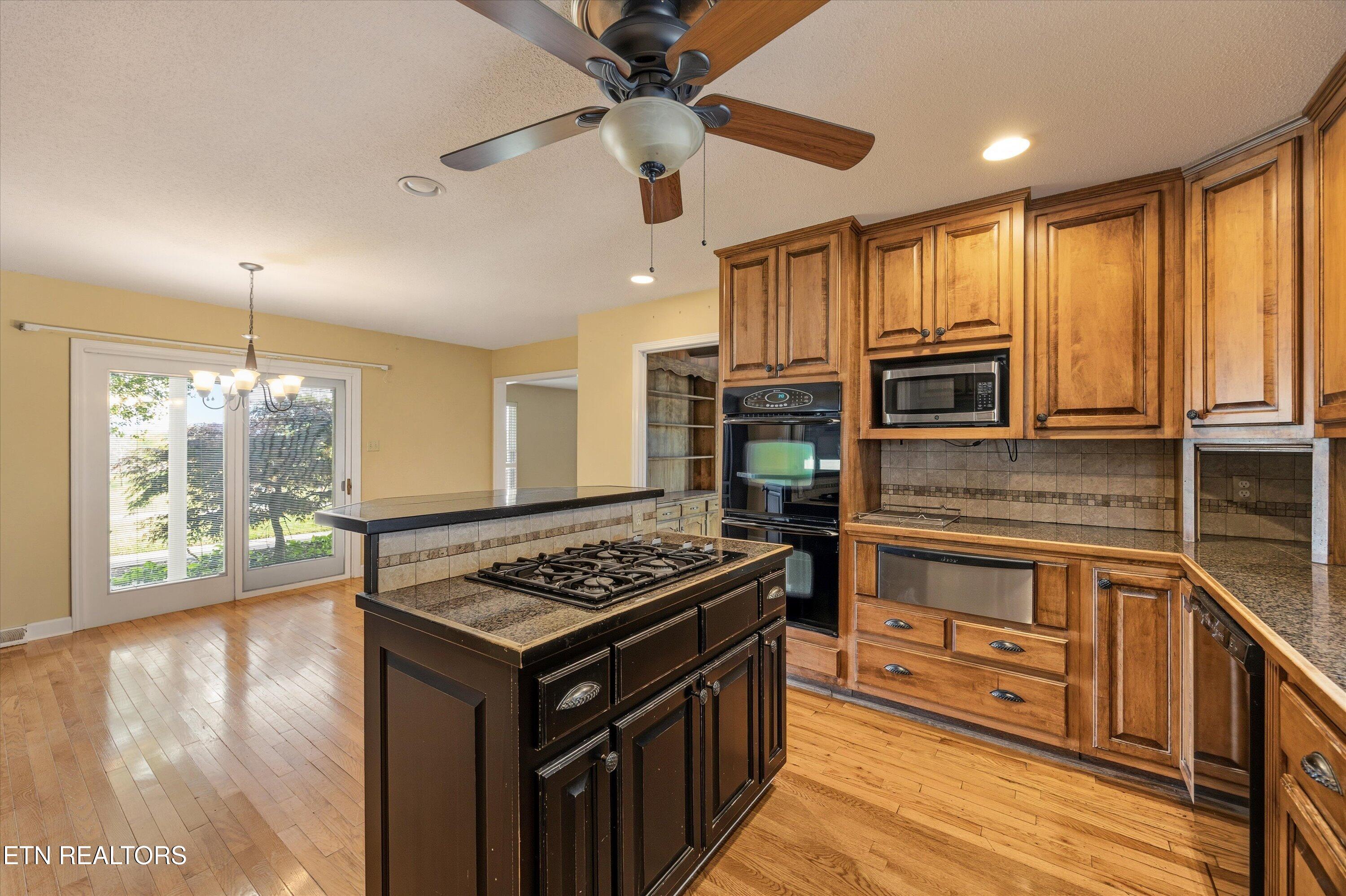 1910 Smoky View Circle Maryville TN 37801