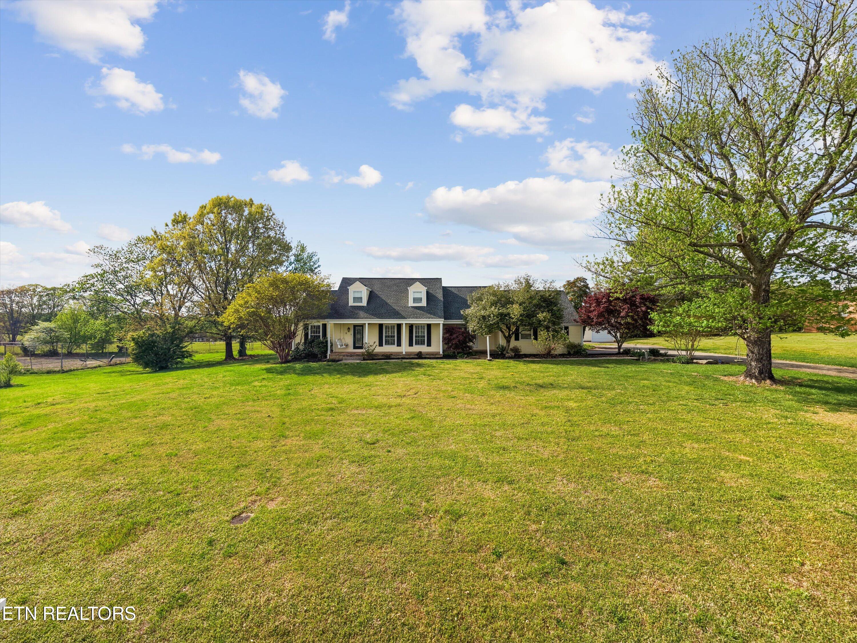 1910 Smoky View Circle Maryville TN 37801