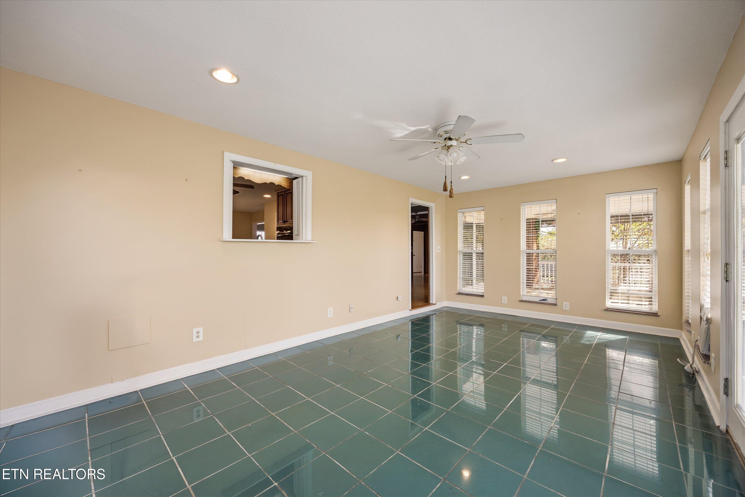 1910 Smoky View Circle Maryville TN 37801